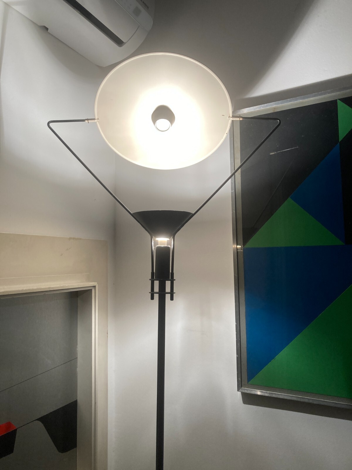 Lampada Da Terra Polifemo Di Carlo Forcolini Per Artemide