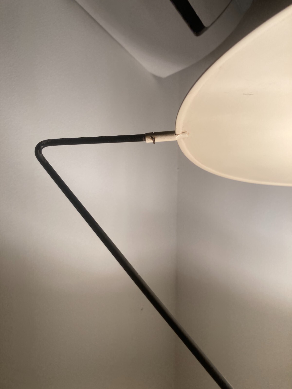 Lampada Da Terra Polifemo Di Carlo Forcolini Per Artemide