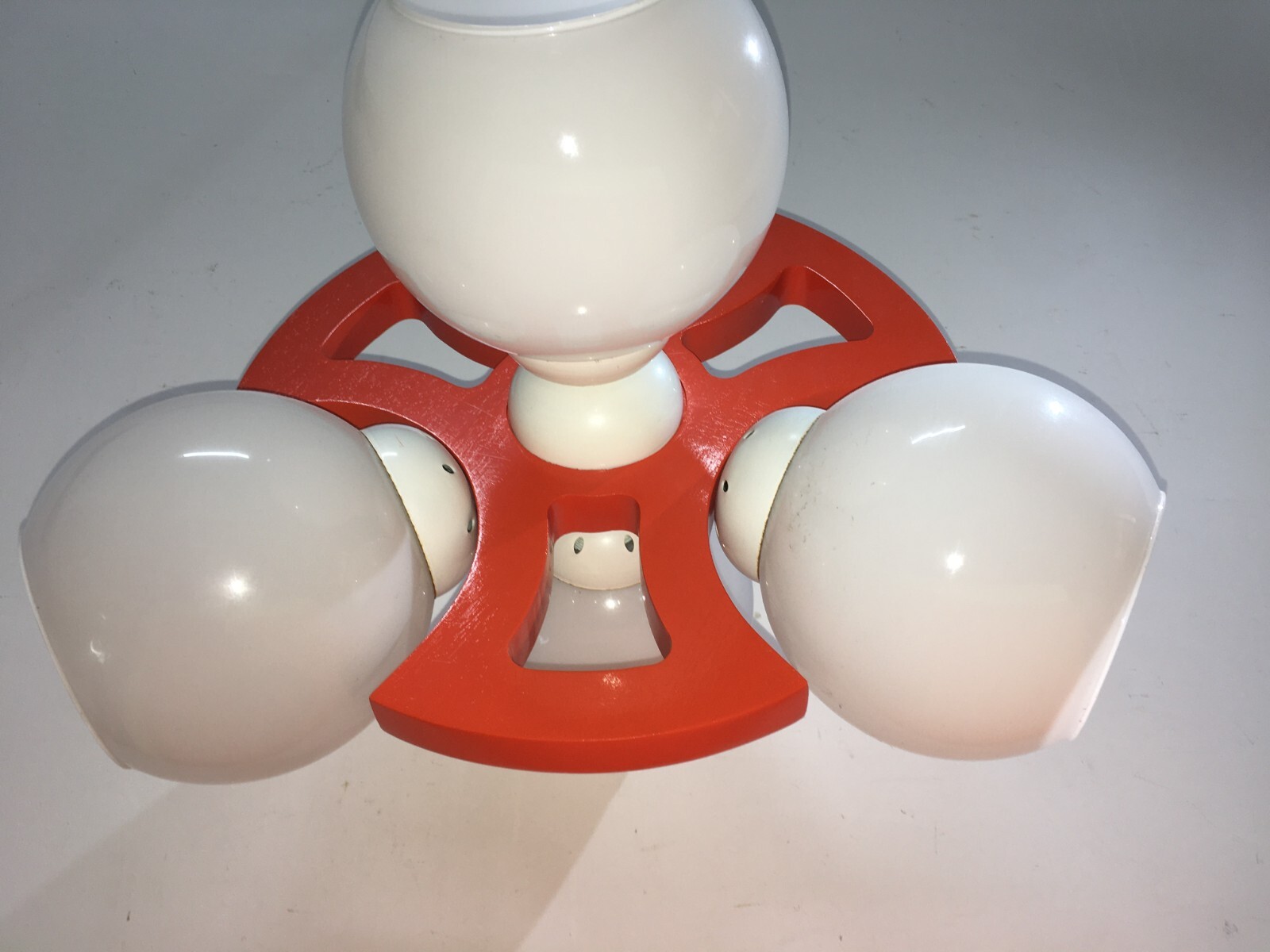 Lampadario Anni '70 In Legno Laccato Aragosta E Vetro