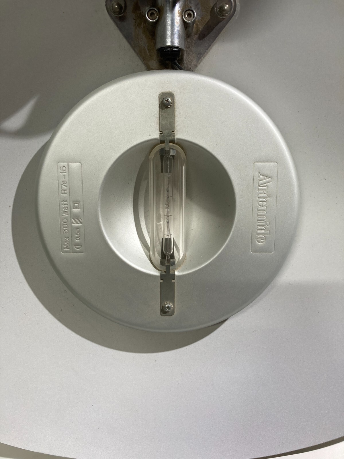 Lampada Da Parete O Soffitto Artemide Zen Di Ernesto Gismondi