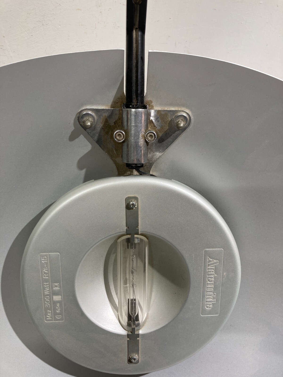 Lampada Da Parete O Soffitto Artemide Zen Di Ernesto Gismondi