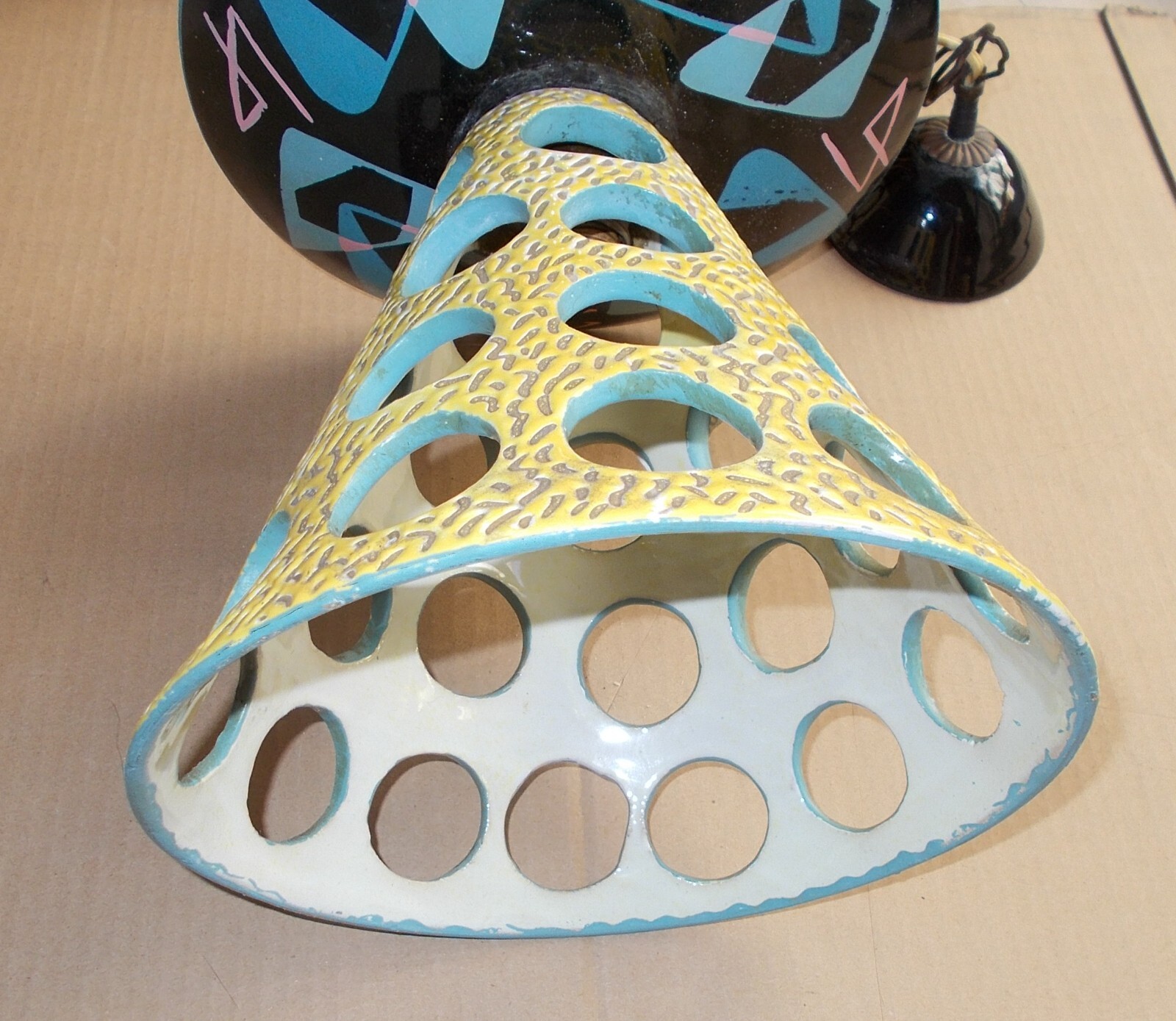 Lampadario Artistico In Ceramica Da Collezione