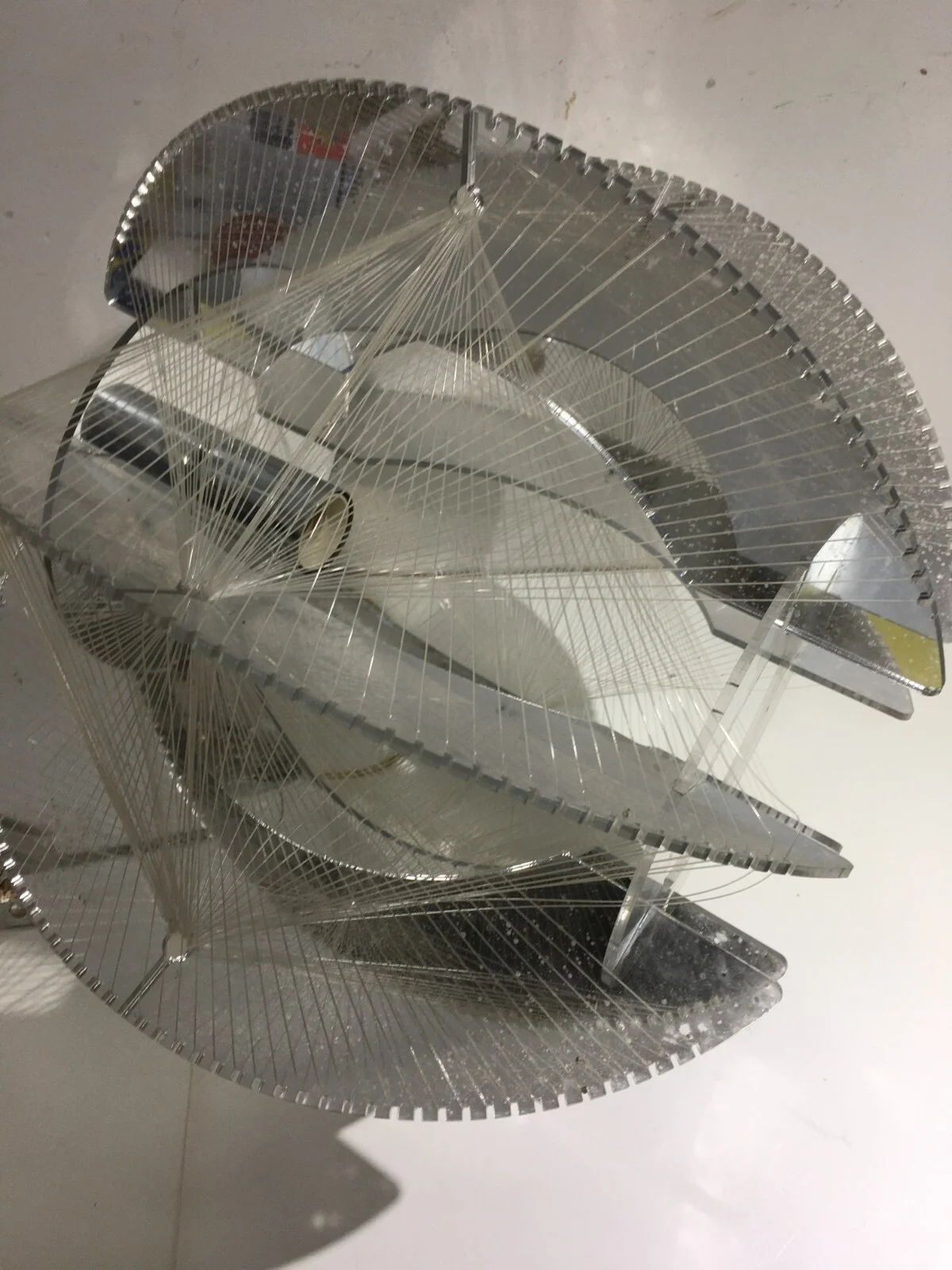 Illuminazione, Modernariato e Design: Suggestivo Lampadario Decorativo