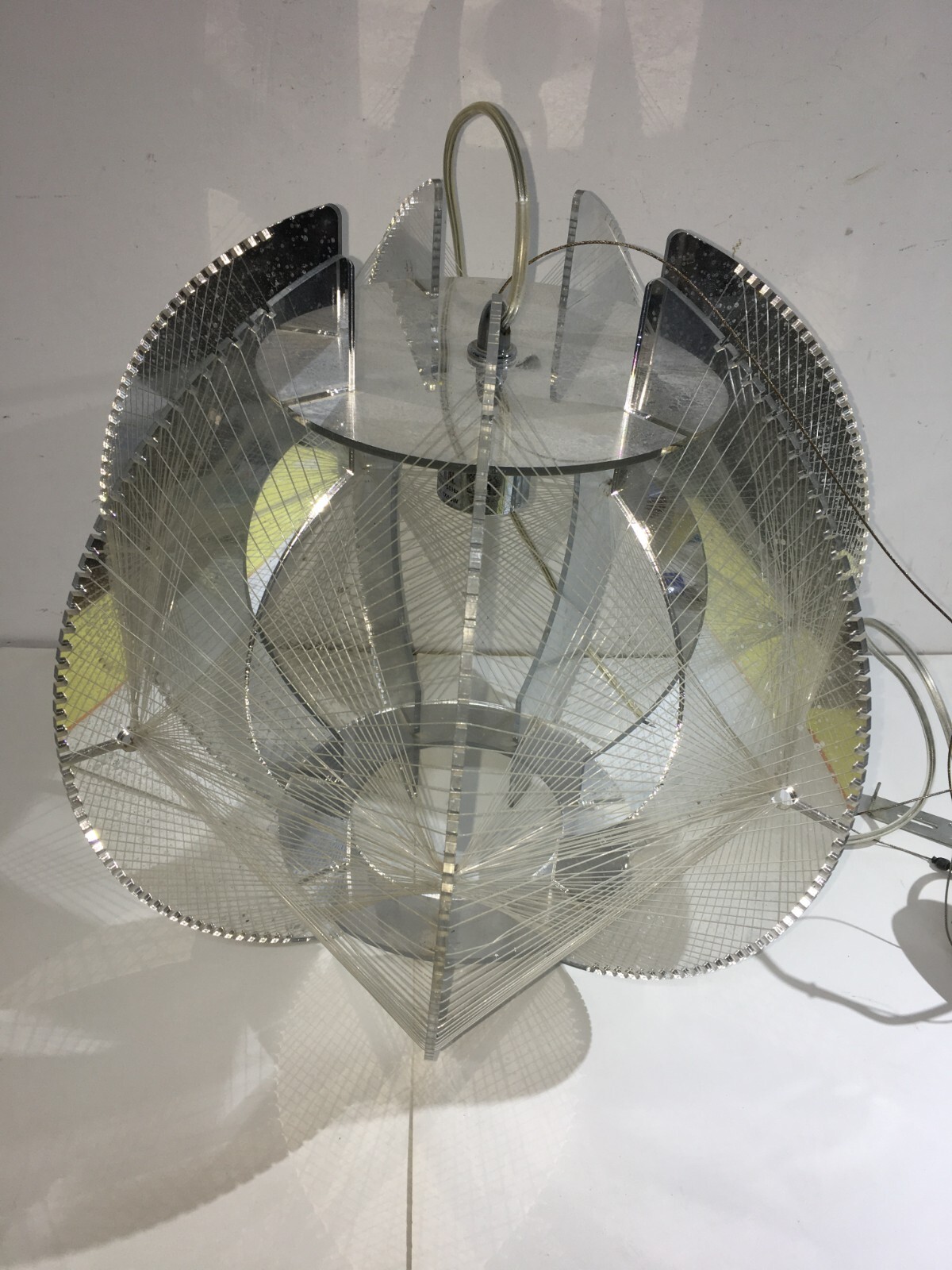 Illuminazione, Modernariato E Design: Suggestivo Lampadario Decorativo