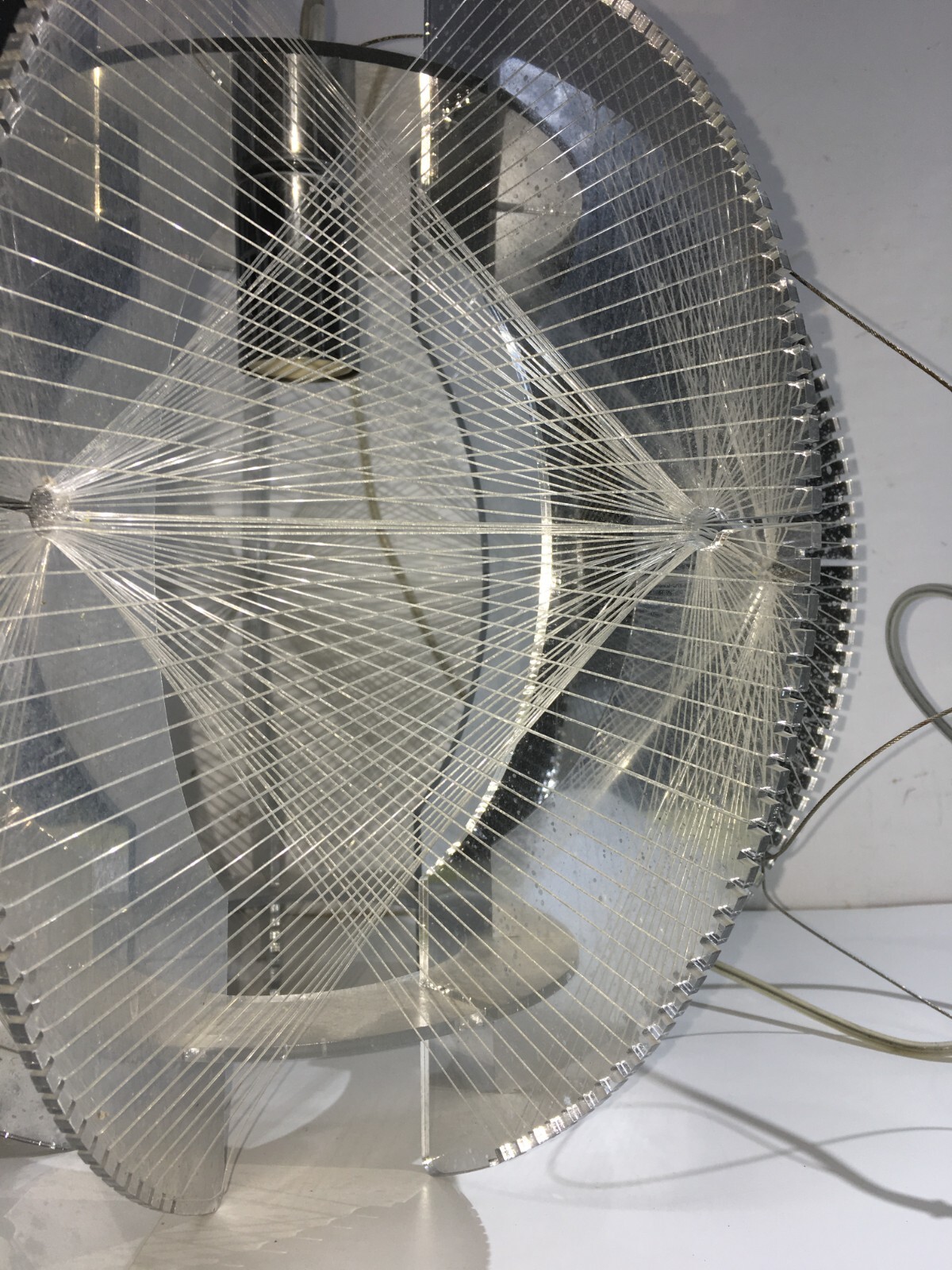 Illuminazione, Modernariato E Design: Suggestivo Lampadario Decorativo