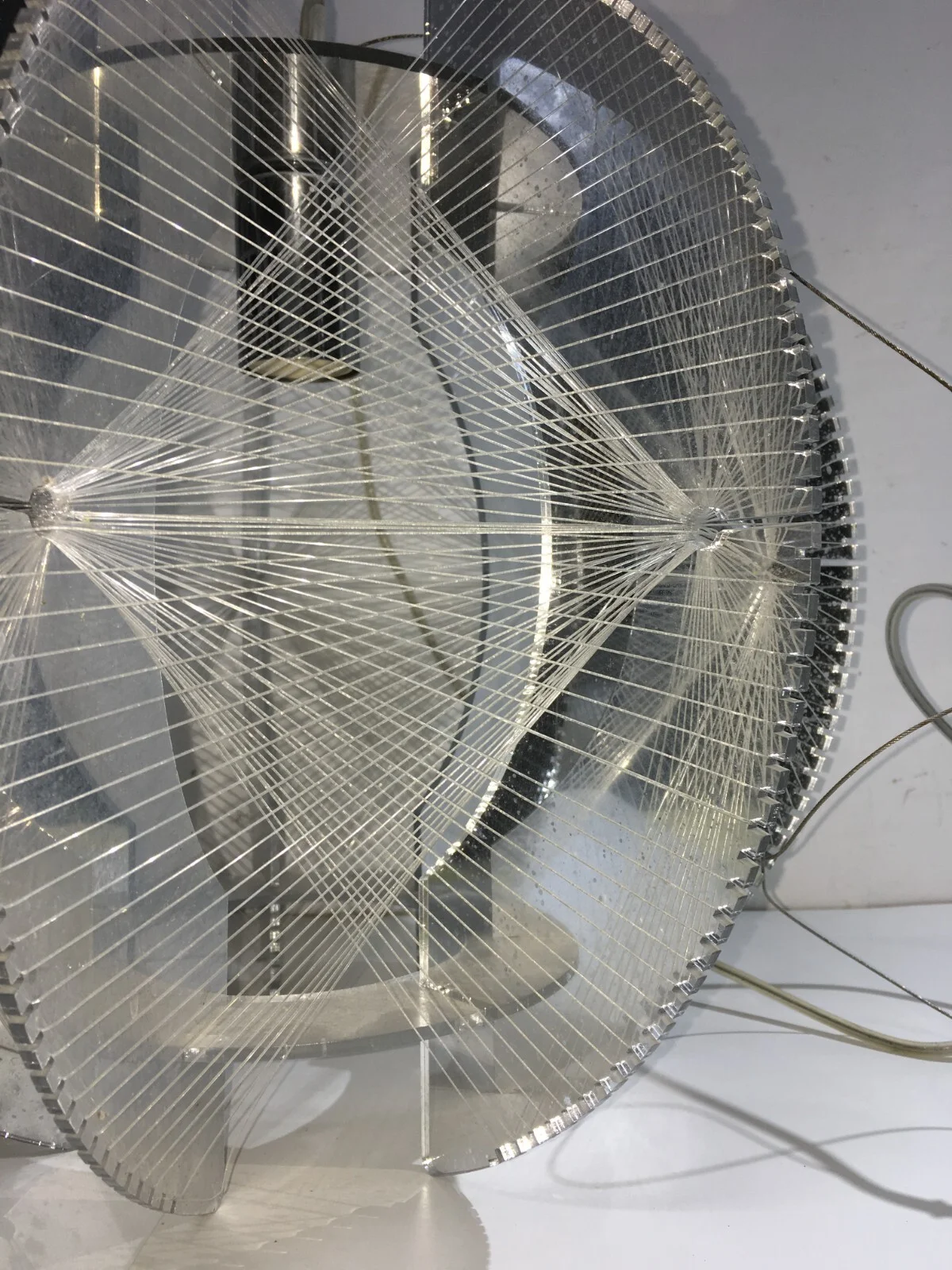 Illuminazione, Modernariato e Design: Suggestivo Lampadario Decorativo