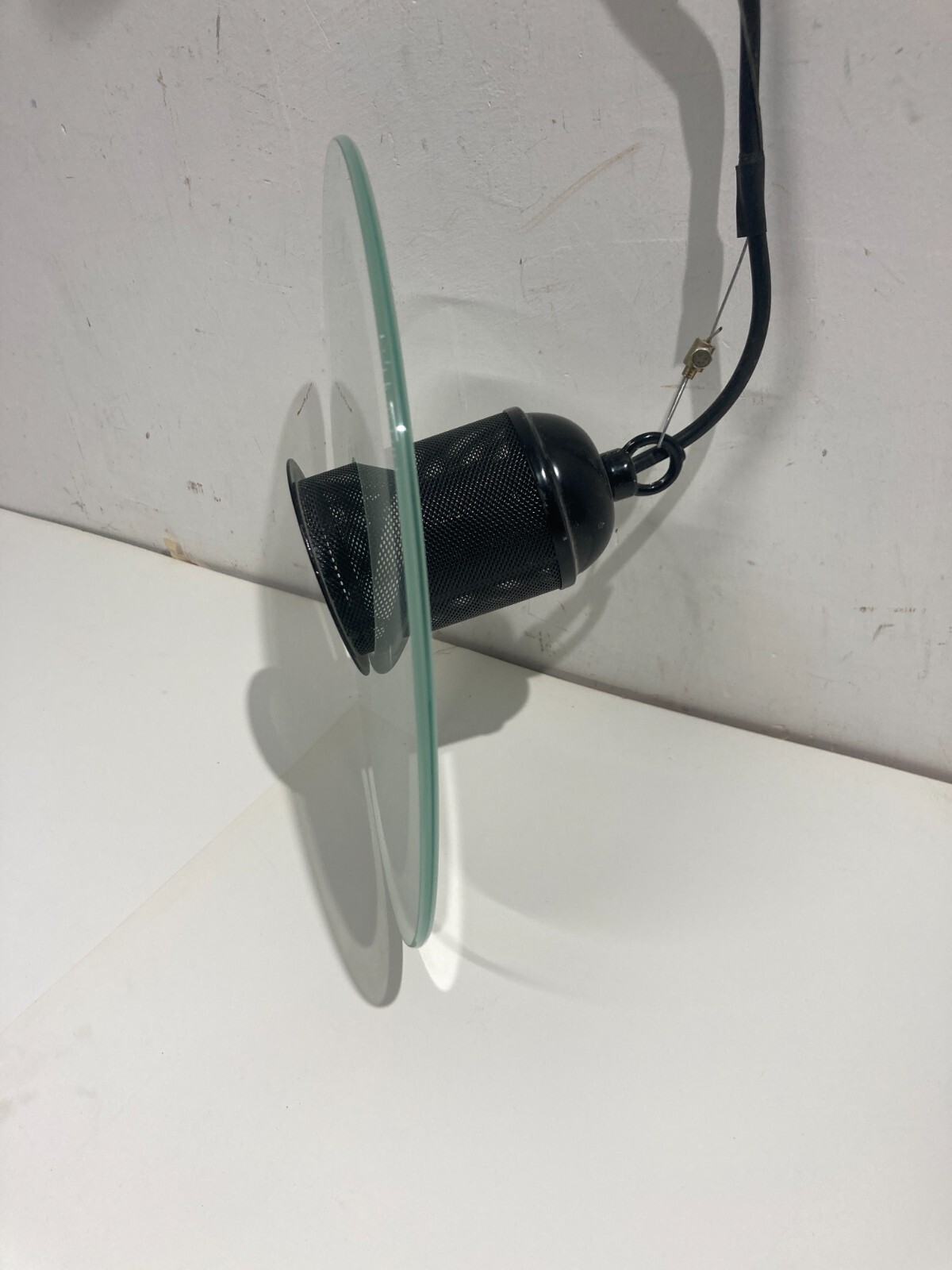 Lampada A Sospensione Di Design Italiano In Metallo E Vetro
