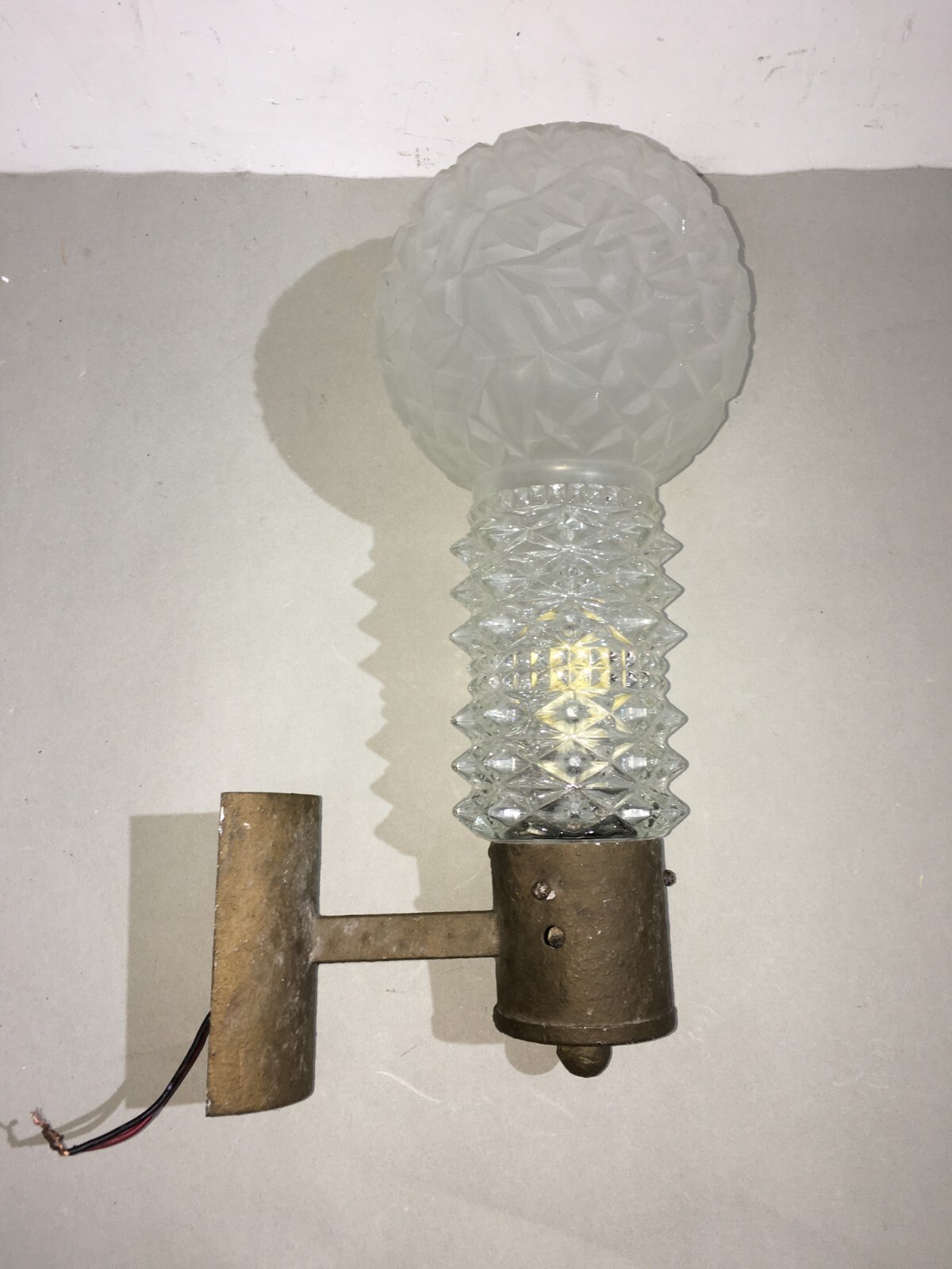 Lampada Da Muro Antica Con Decori Floreali In Stile Liberty