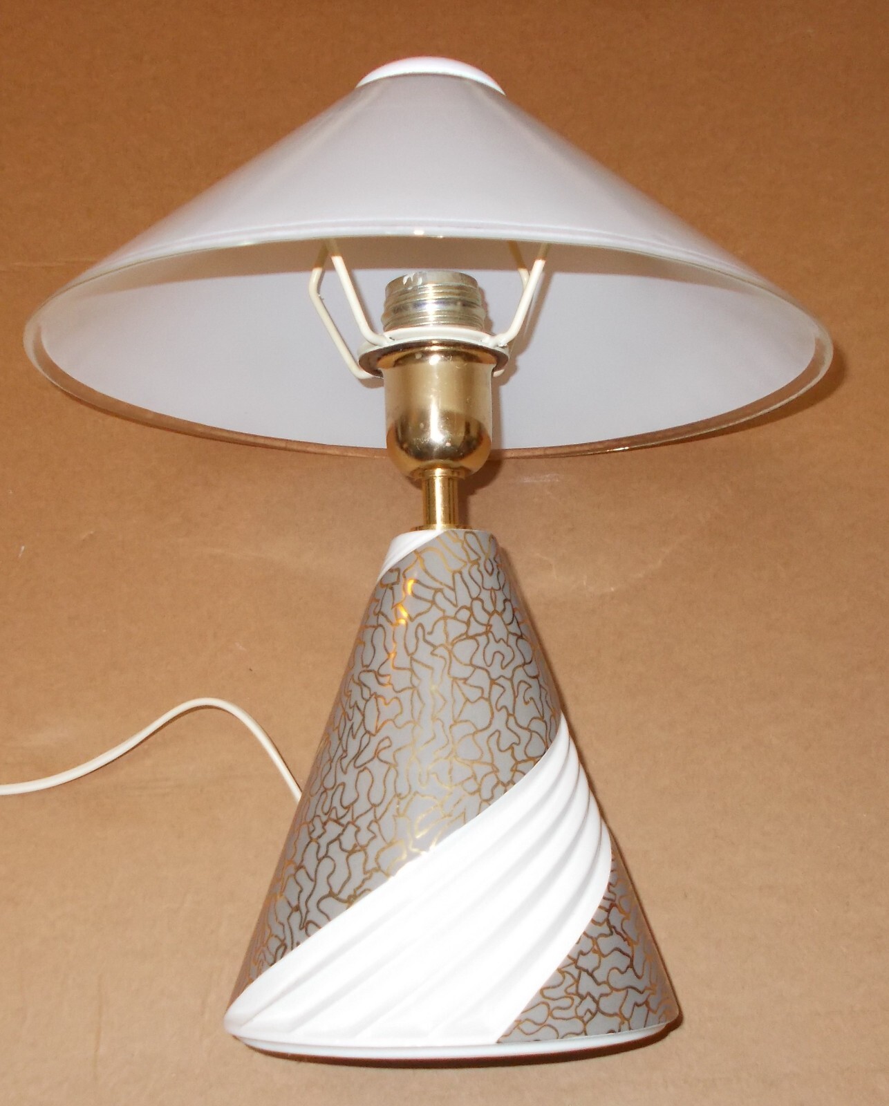 Lampada Da Tavolo Decorativa In Ceramica E Vetro, Carpiè (Nove)