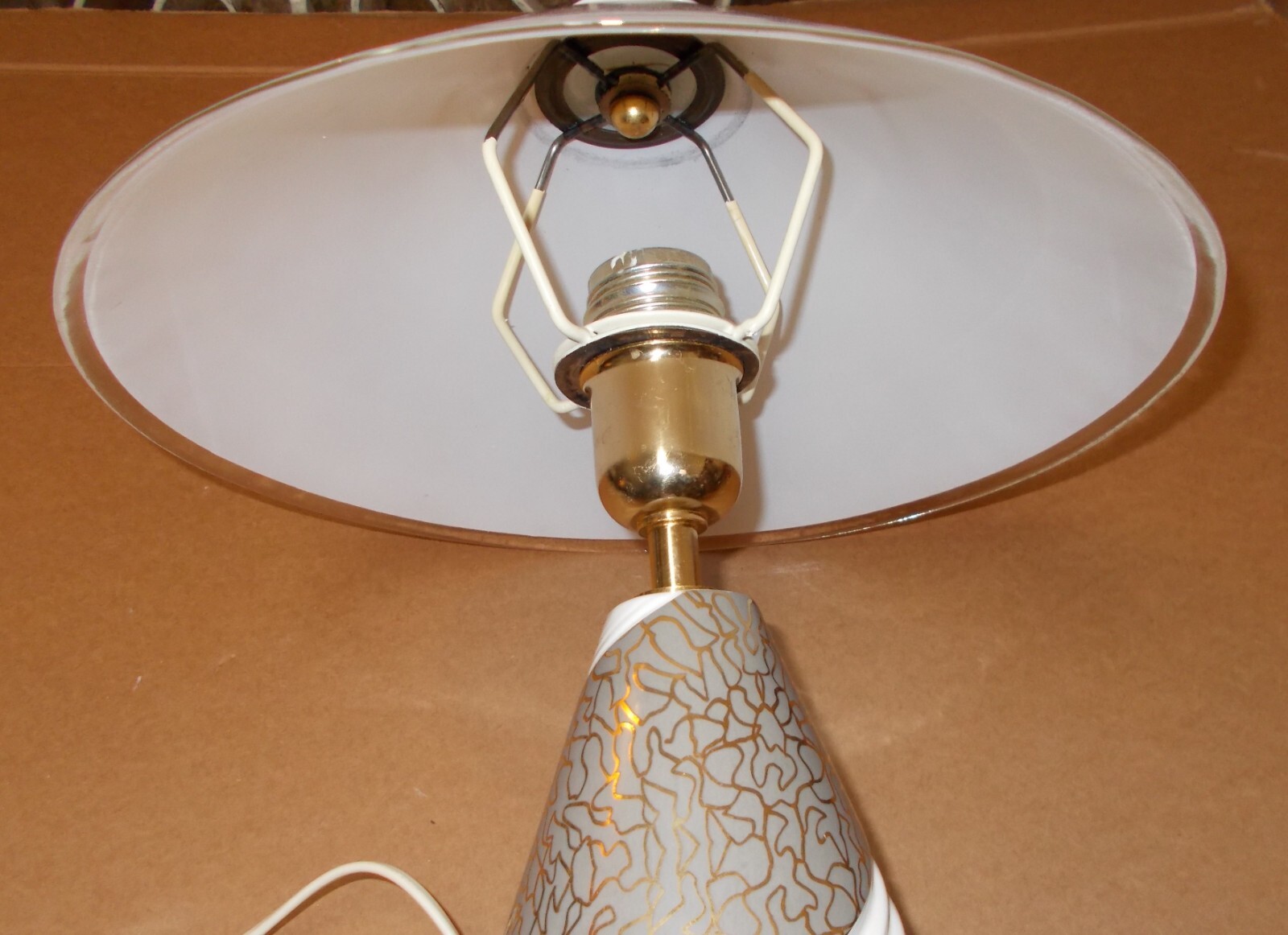 Lampada Da Tavolo Decorativa In Ceramica E Vetro, Carpiè (Nove)