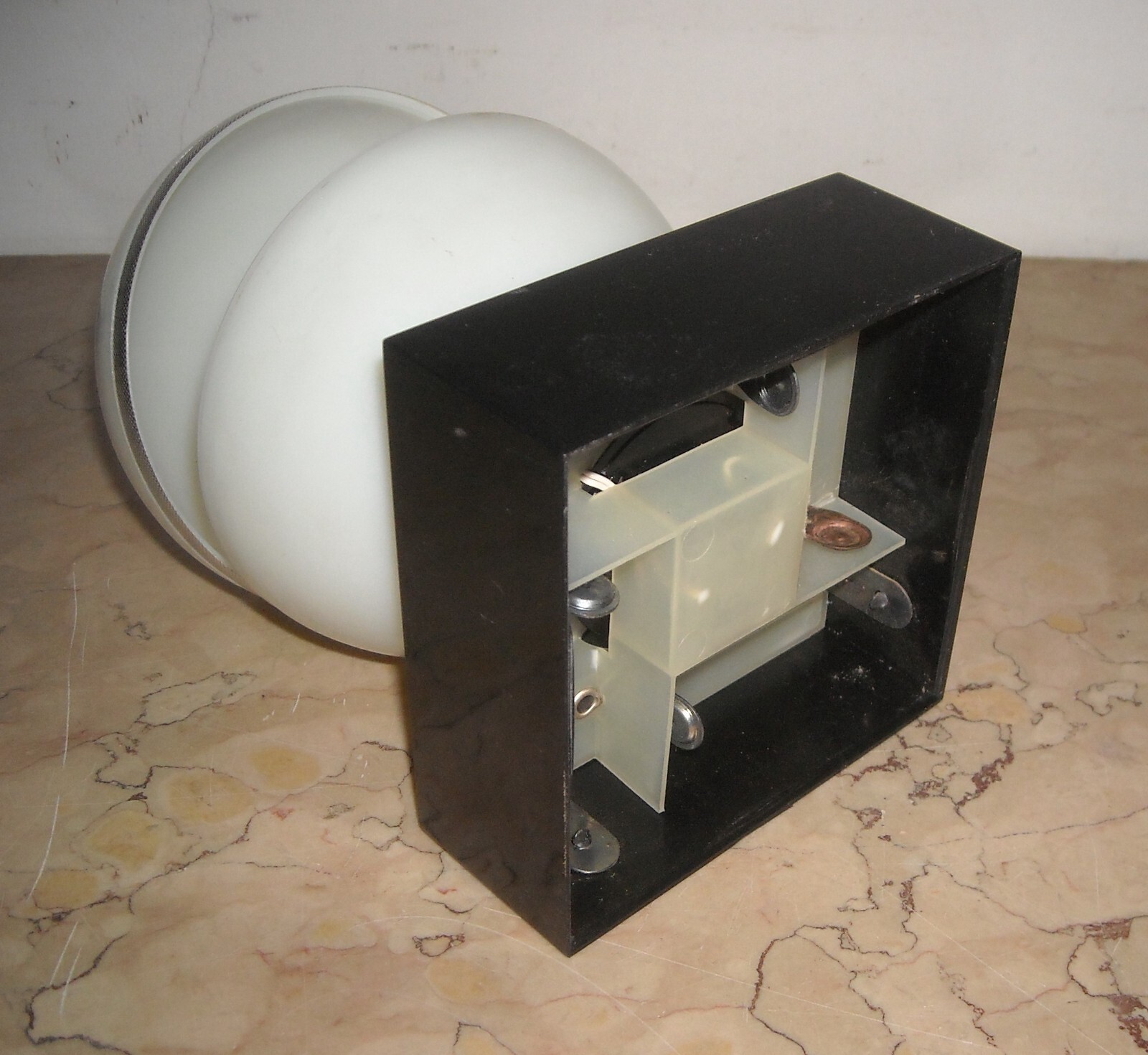 Modernariato E Design. Lampada Da Tavolo Promozionale Superpila Lumetto 42