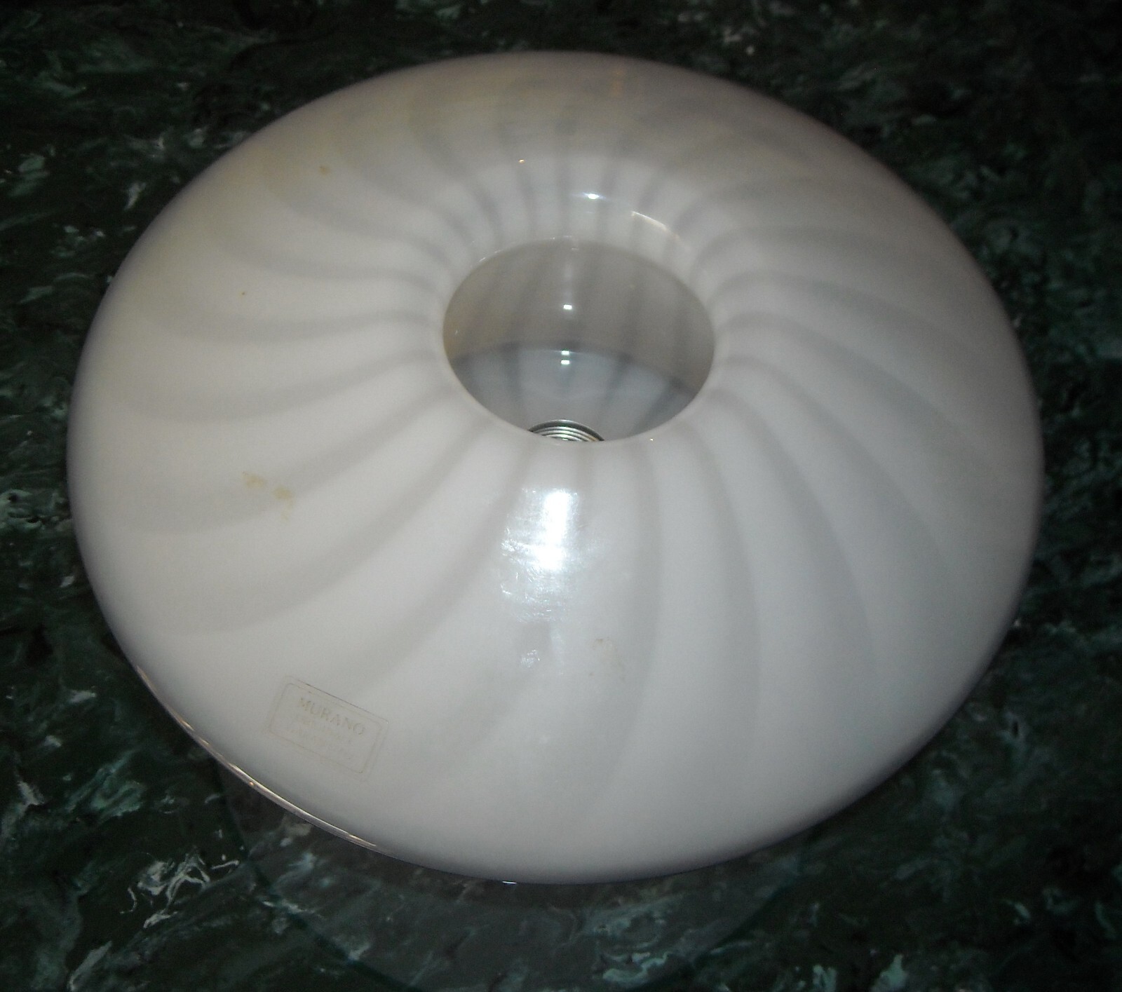 Sobria Ed Elegante Lampada Da Tavolo O Applique In Vetro Di Murano, Design Inusuale