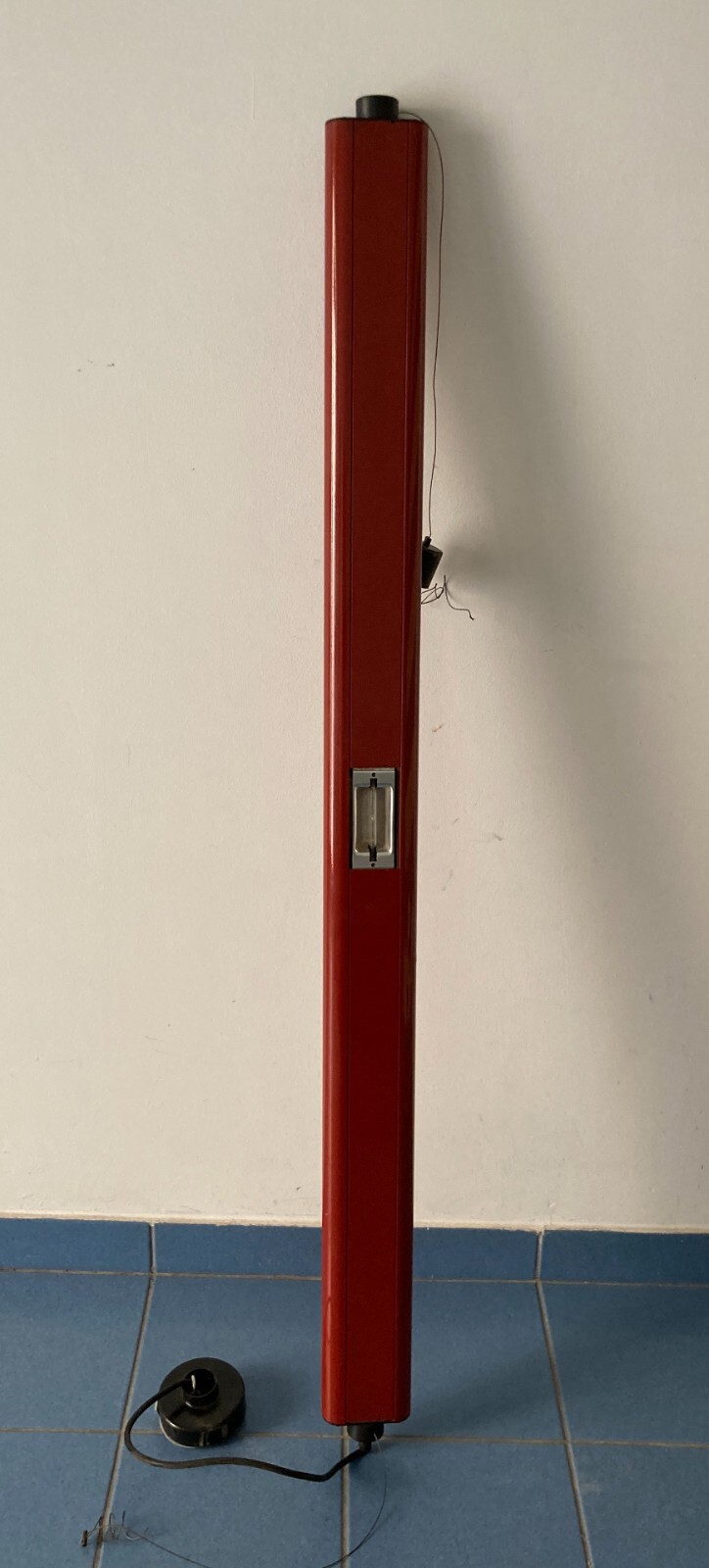 Design Illuminazione: Lampada Artemide Aton Barra. Design Ernesto Gismondi. Anni '80