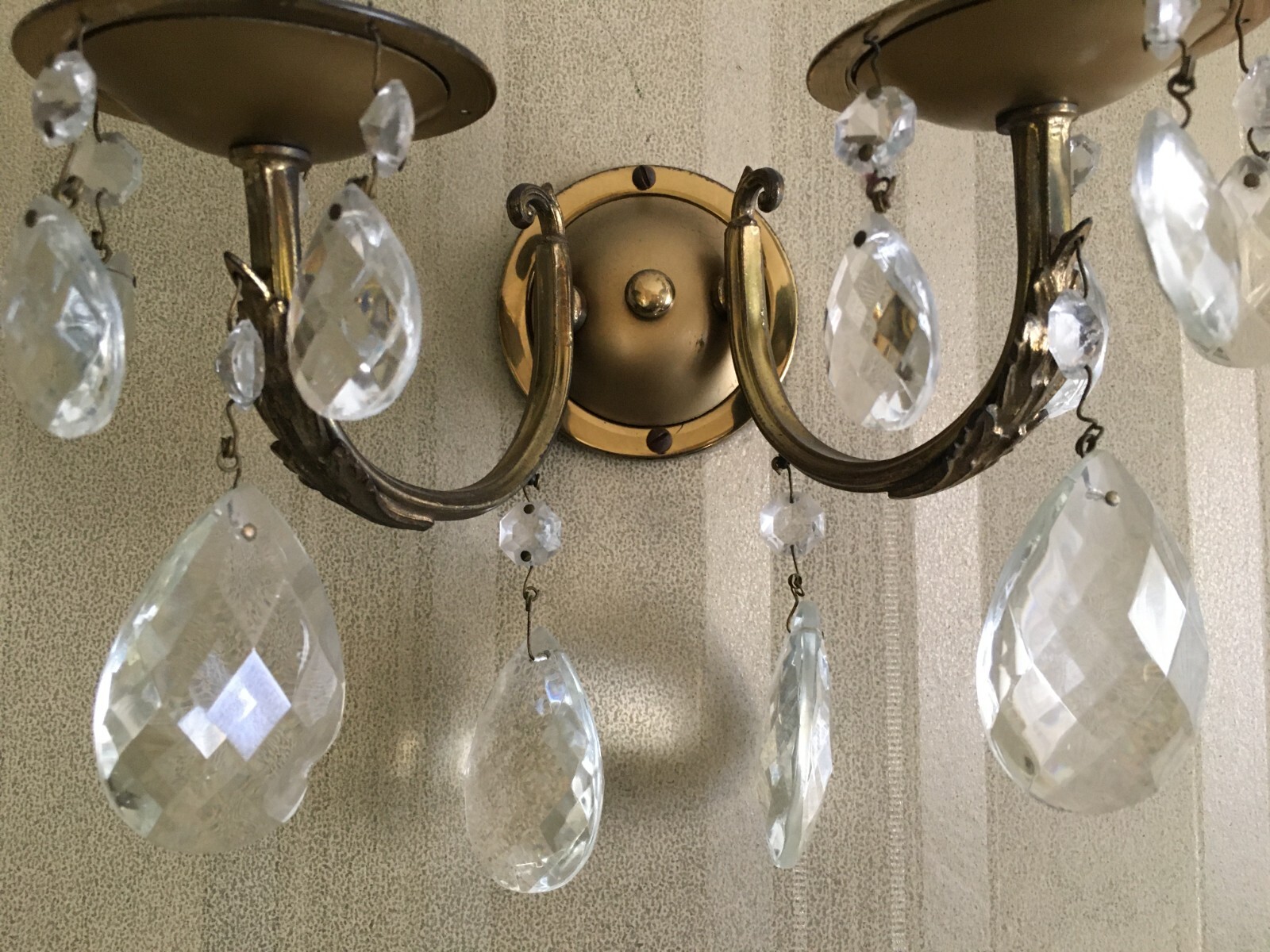 Applique Decorativa Con Prismi In Ottone E Vetro, Metà Del '900