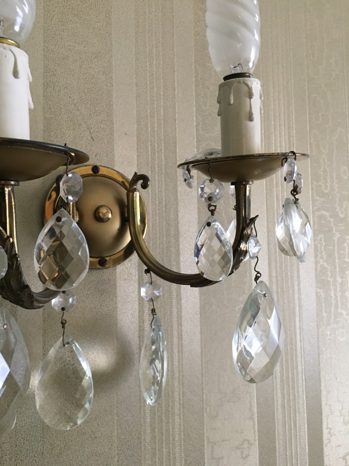 Applique Decorativa Con Prismi In Ottone E Vetro, Metà Del '900
