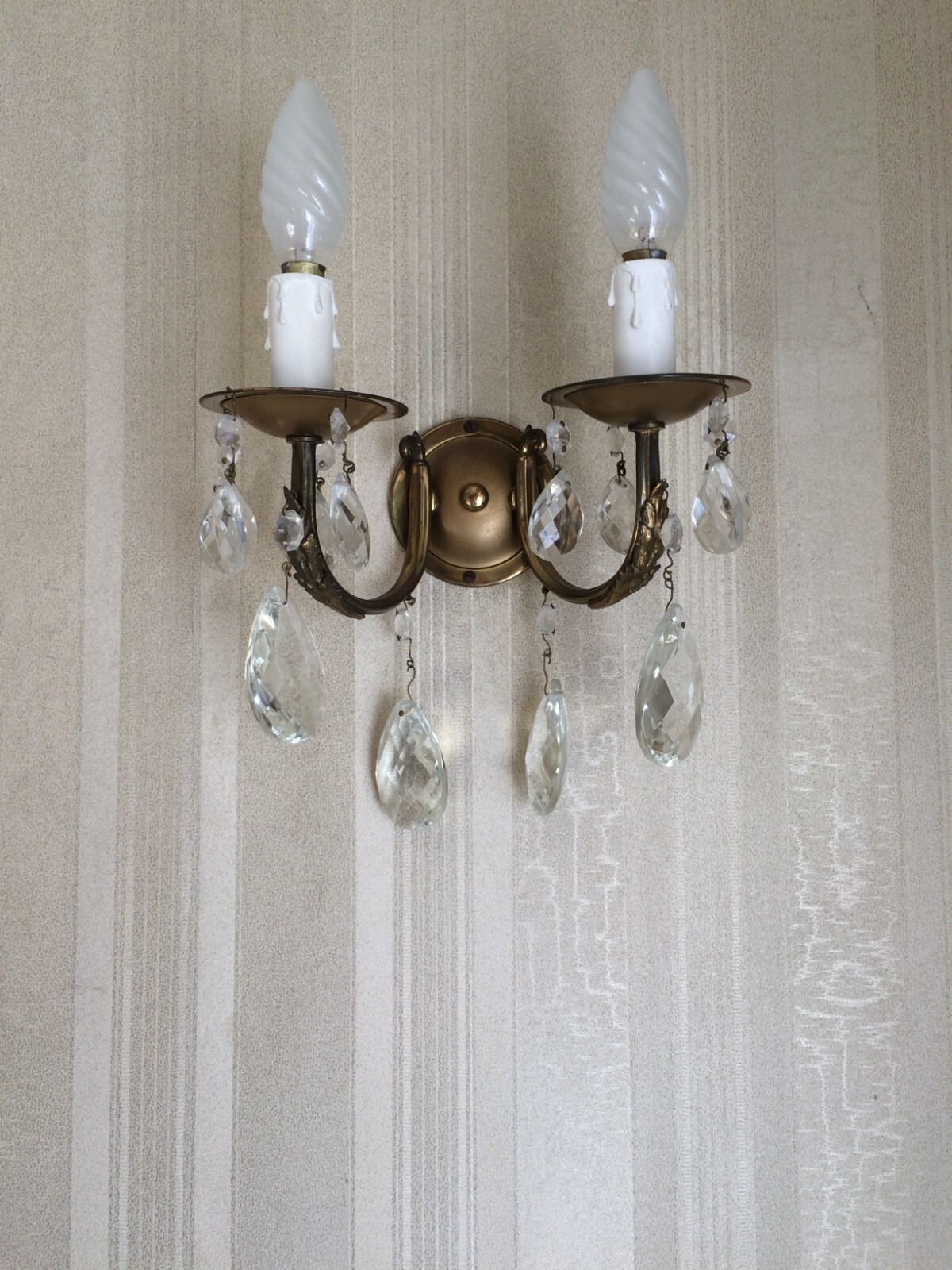 Applique Decorativa Con Prismi In Ottone E Vetro, Metà Del '900