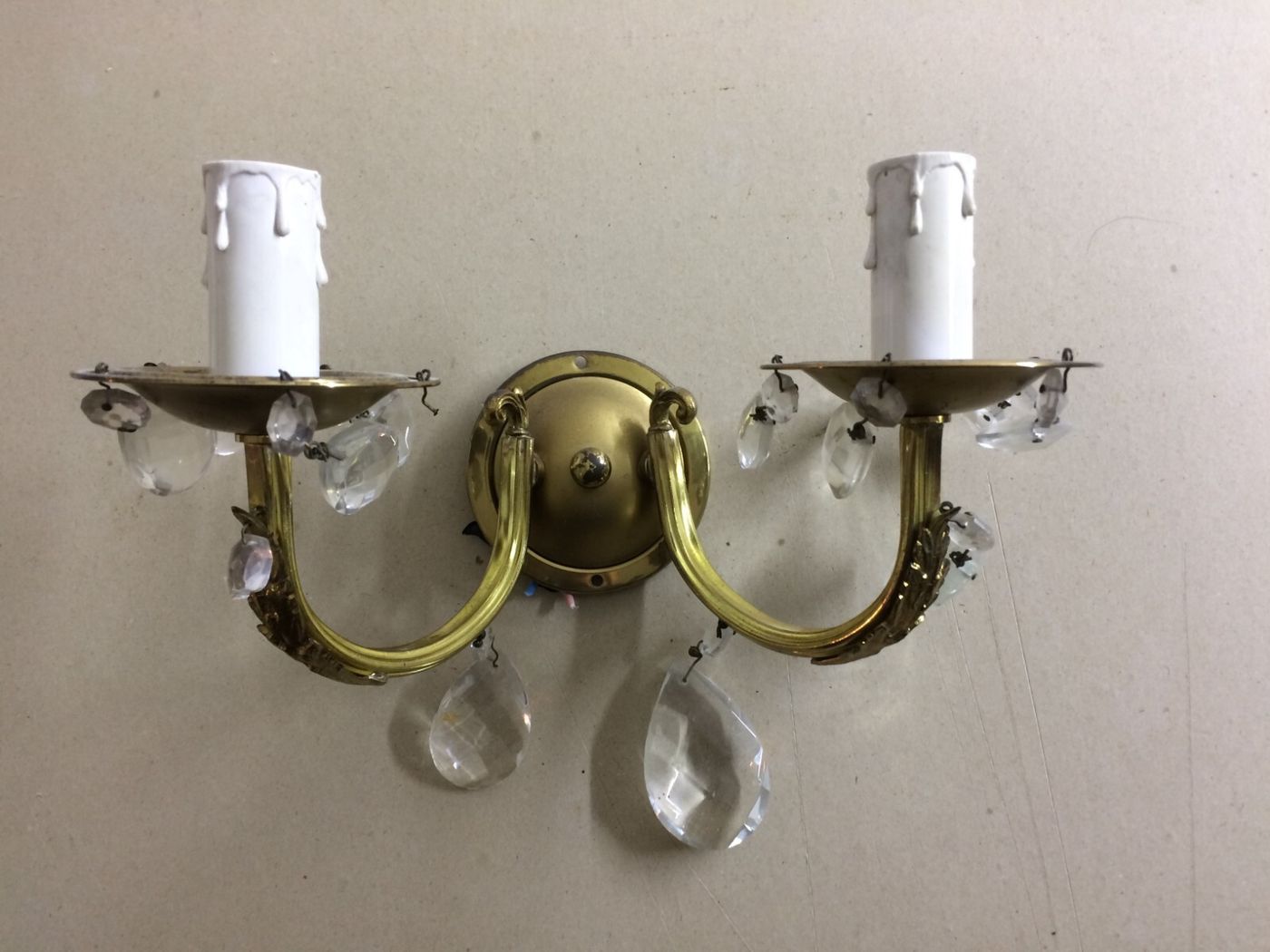 Applique Decorativa Con Prismi In Ottone E Vetro, Metà Del '900