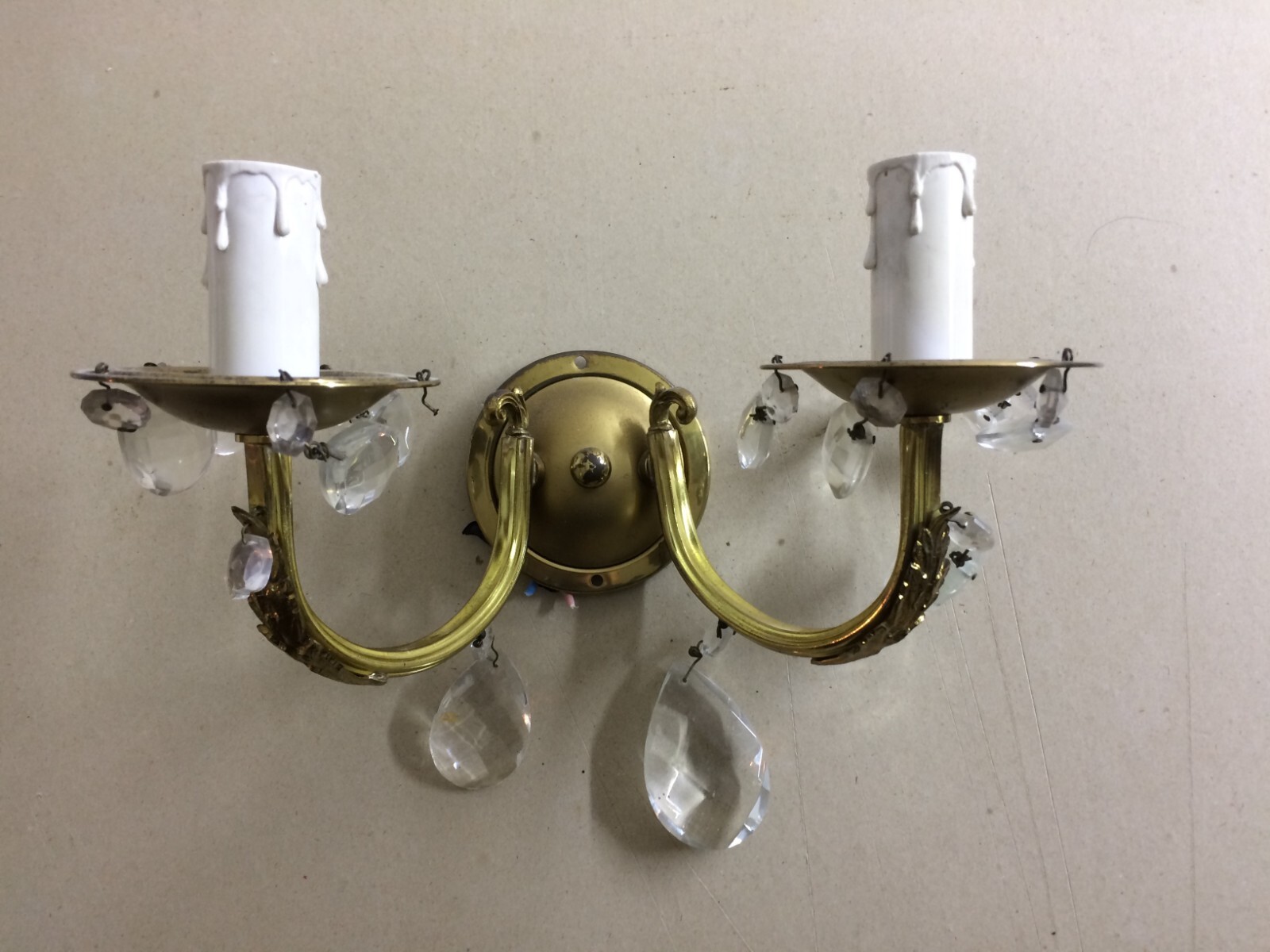 Applique Decorativa Con Prismi In Ottone E Vetro, Metà Del '900