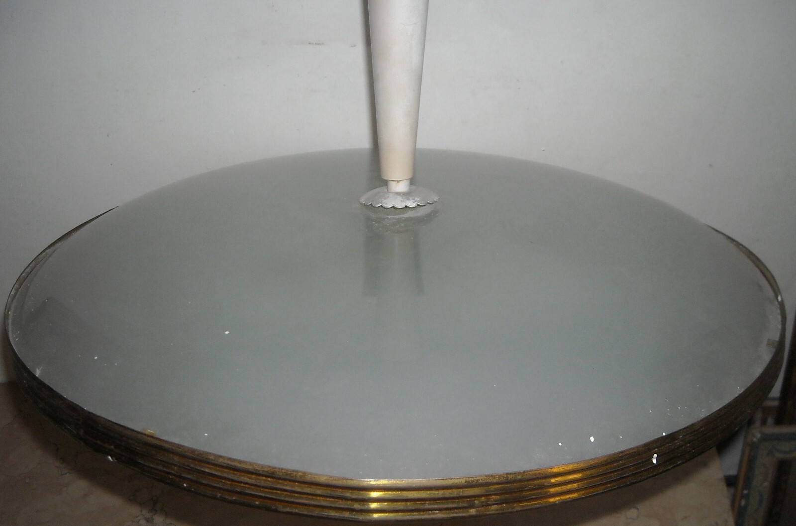Lampadario d'Epoca In Vetro E Metallo Di Gusto Spaziale, Anni '50 '60