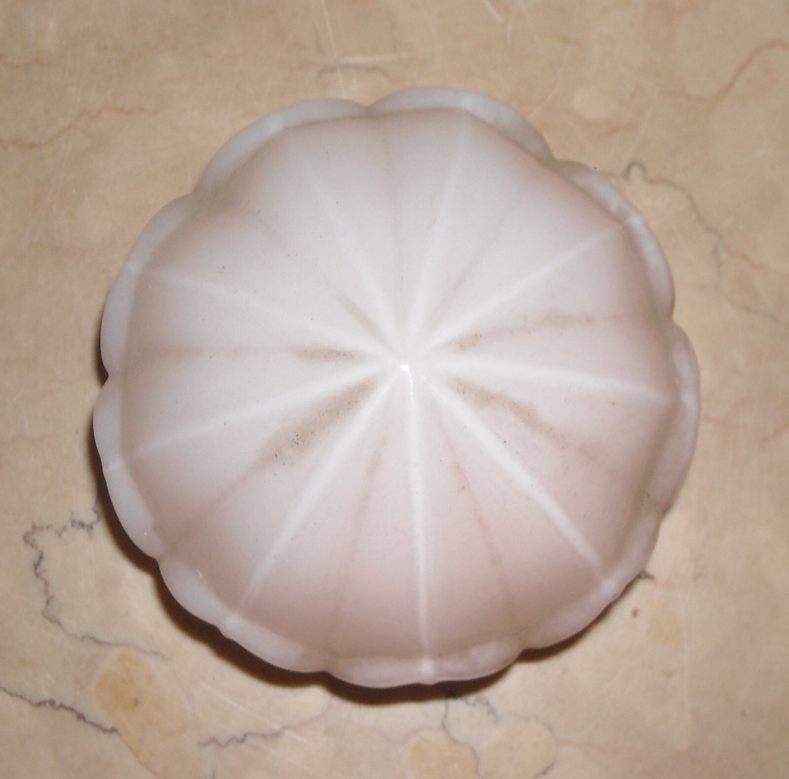 Coppa Per Lampada O Lampadario In Vetro Opalescente Rosa