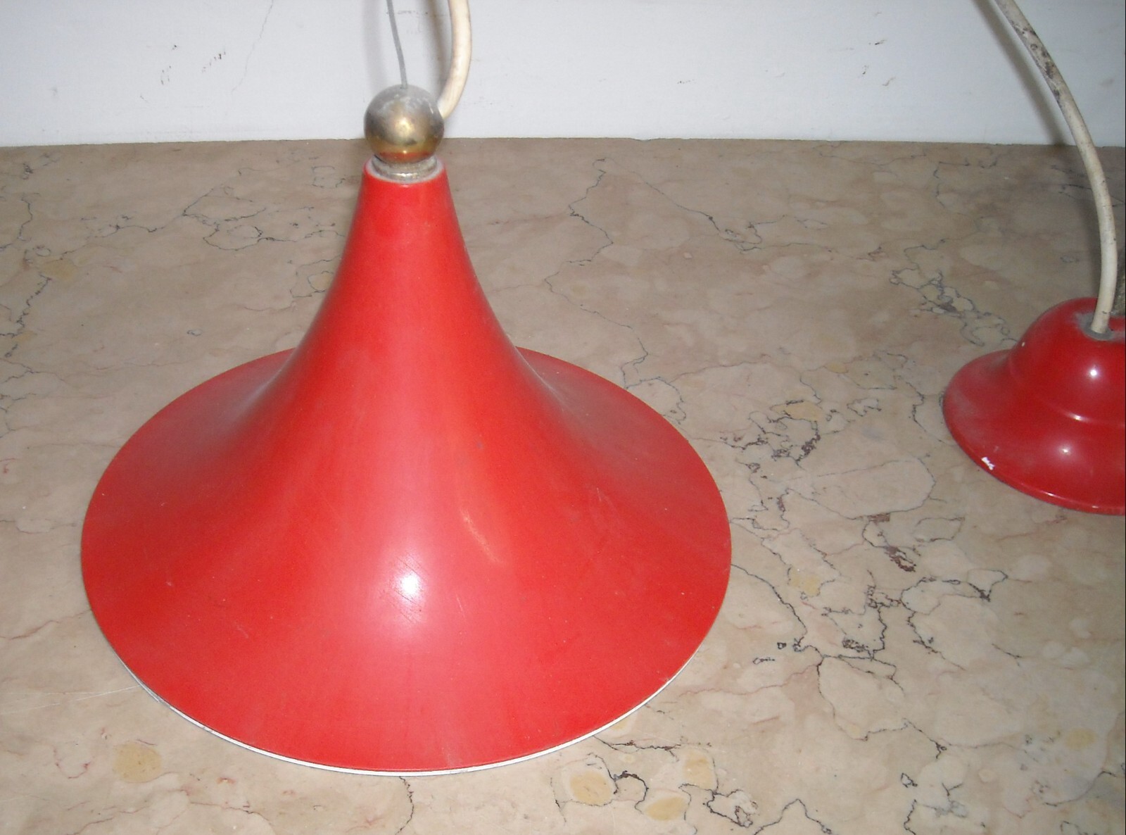Modernariato: Lampadario Di Design Rosso, Lampada d'Epoca