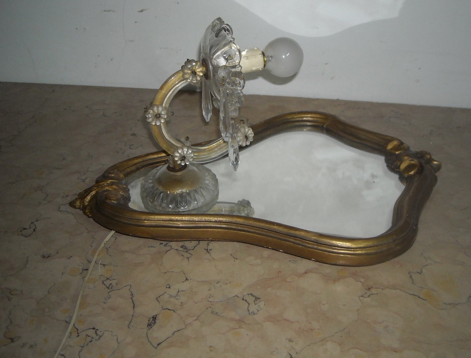 Specchiera Decorativa Con Lampada Applique E Vetro d'Epoca