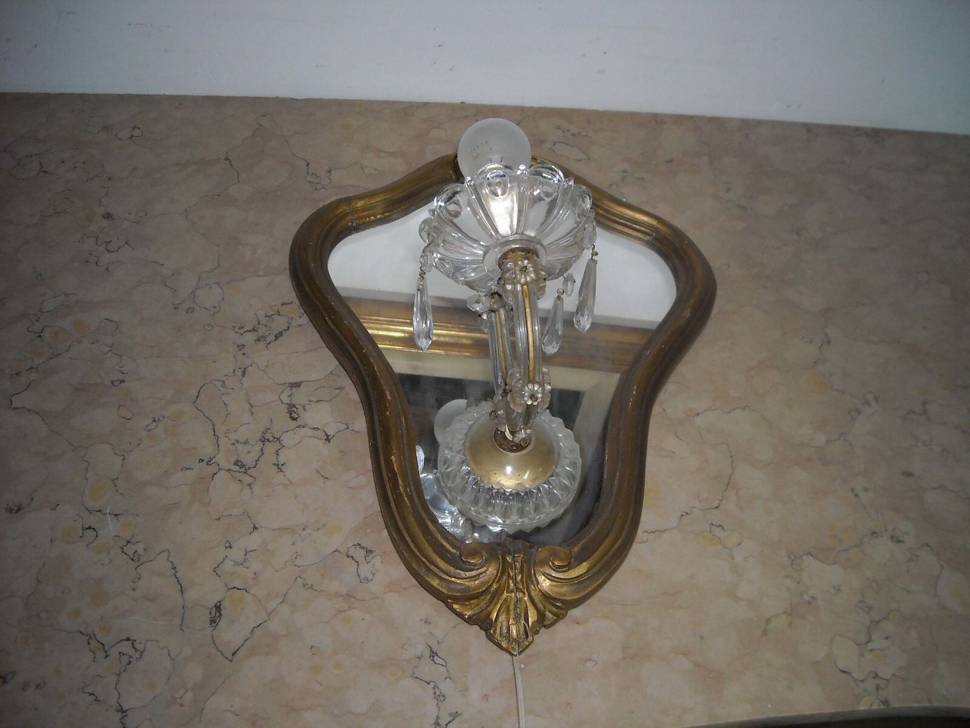 Specchiera Decorativa Con Lampada Applique E Vetro d'Epoca