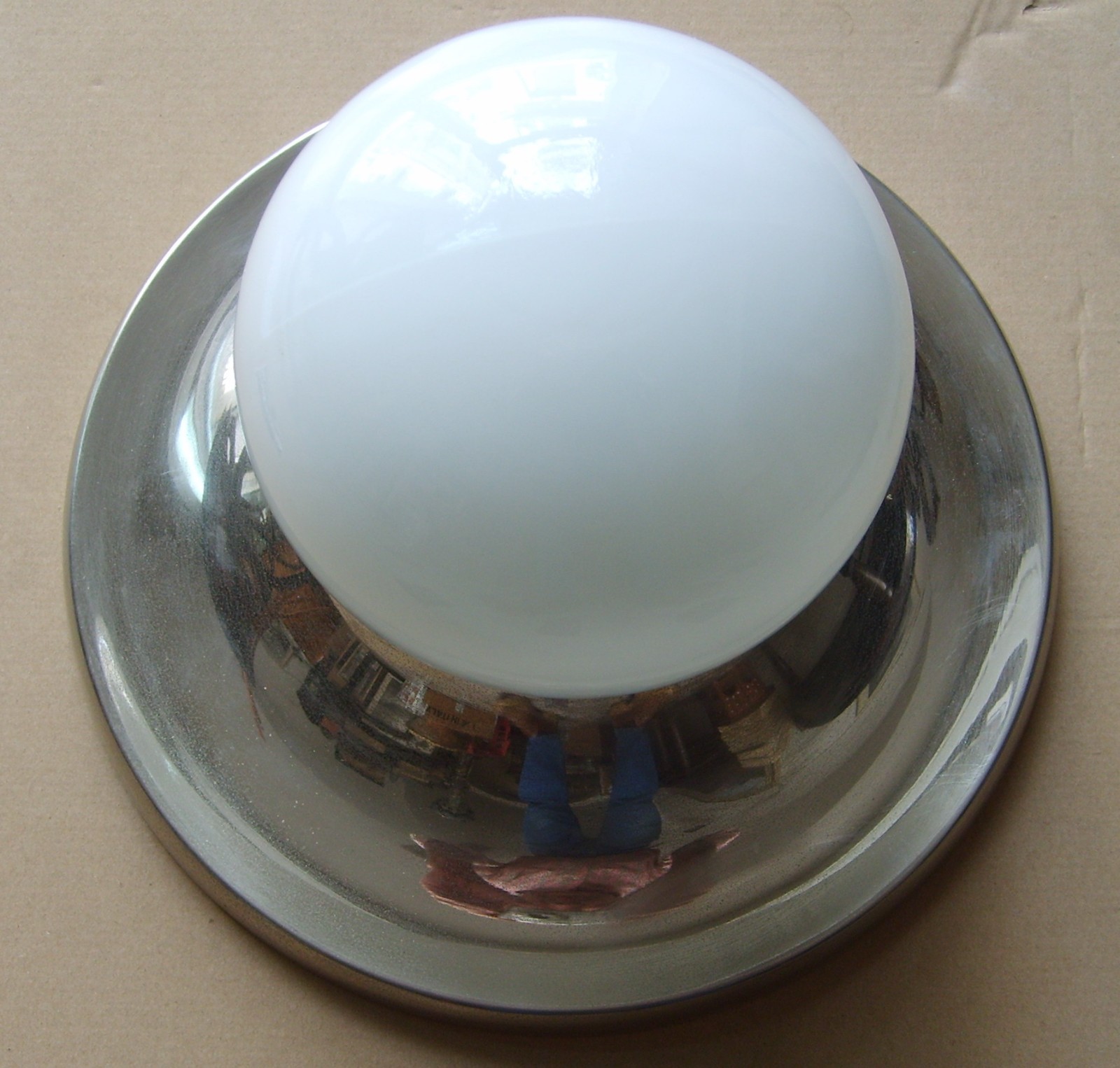 Lampada Plafoniera In Vetro Opalescente E Metallo Cromato, Anni '50