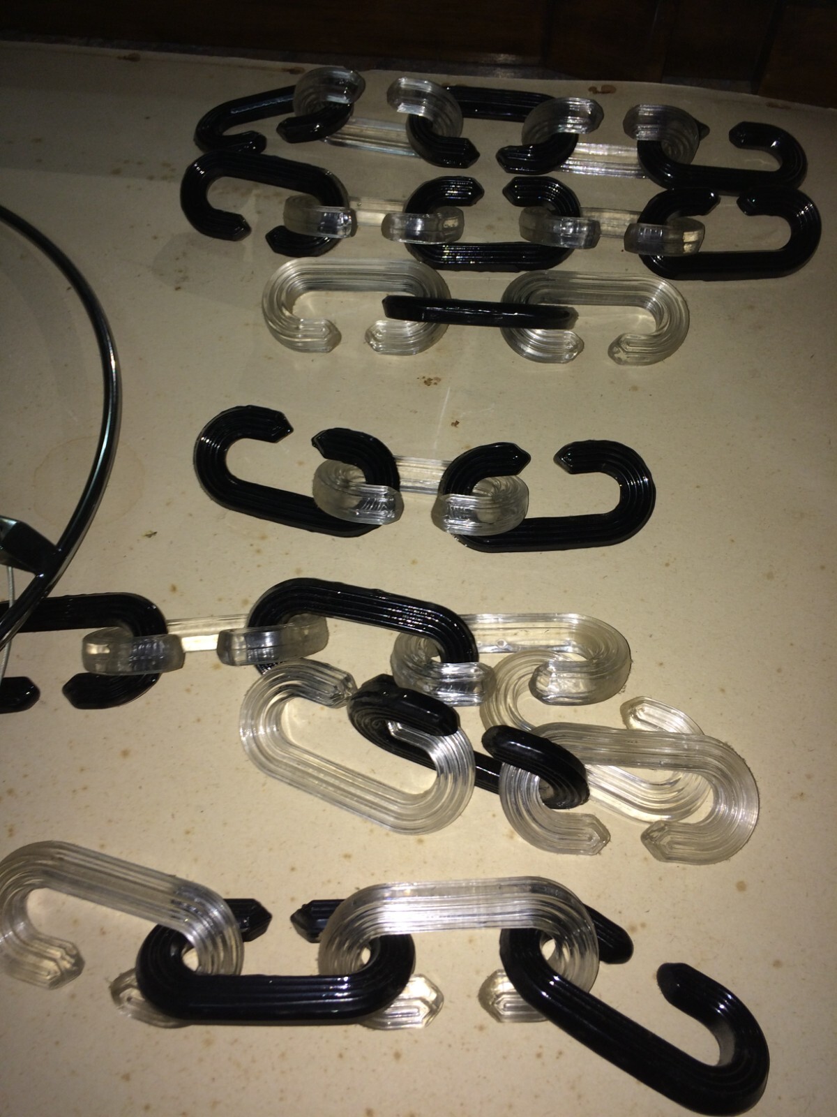 Lampada A Sospensione In Vetro E Metallo Con Tre Applique Coordinate
