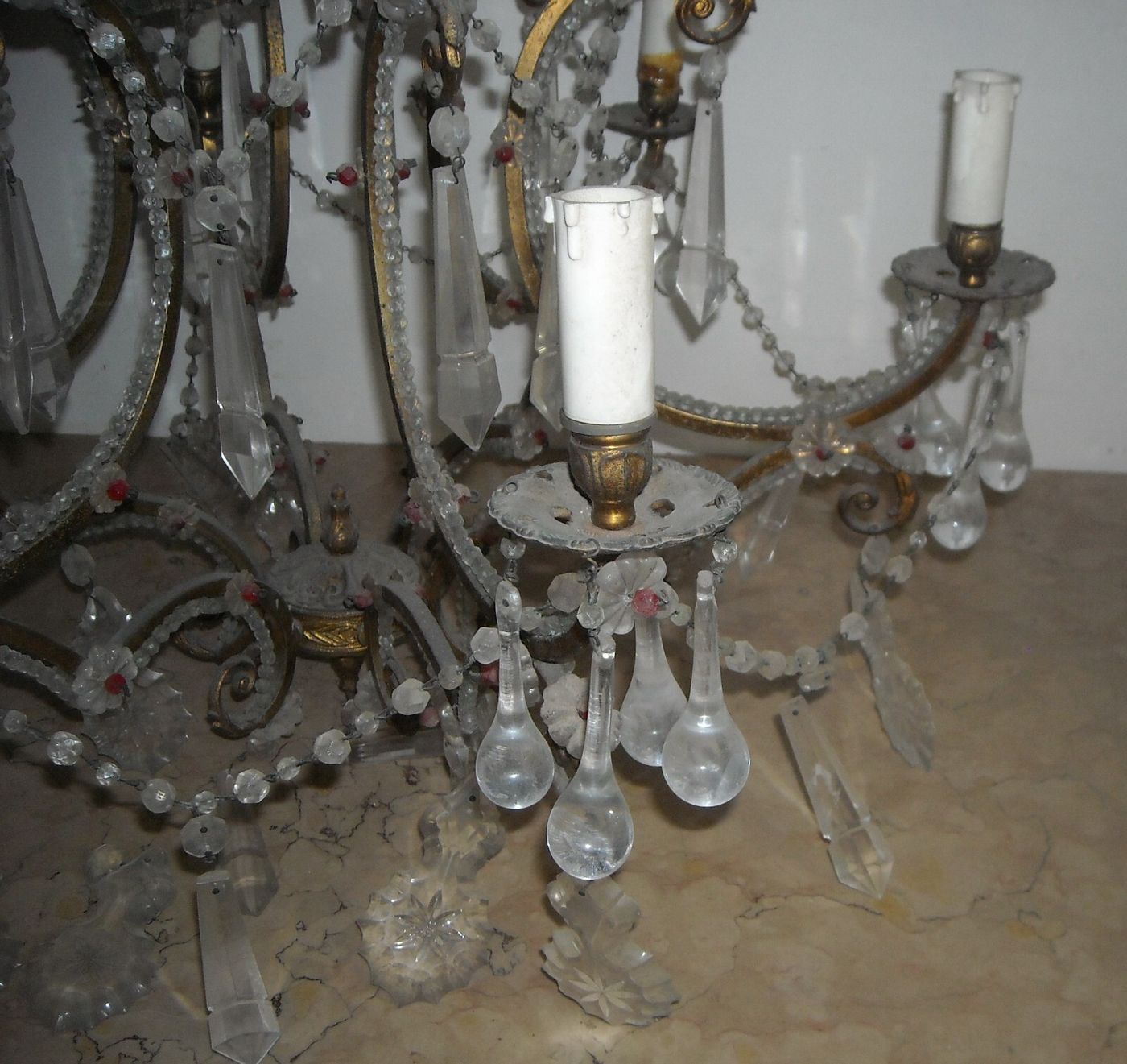 Lampadario Antico In Ottone Dorato E Vetro Molato