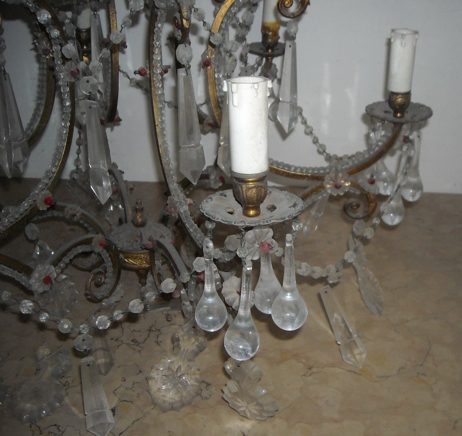 Lampadario Antico In Ottone Dorato E Vetro Molato