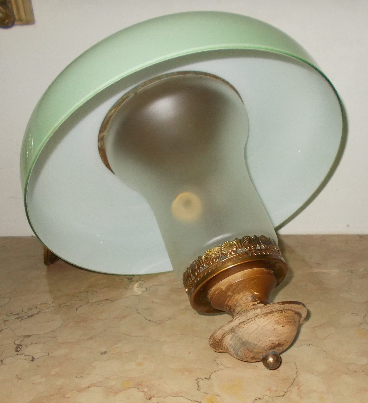 Lampadario Di Design In Vetro E Legno, Anni 1950 1970