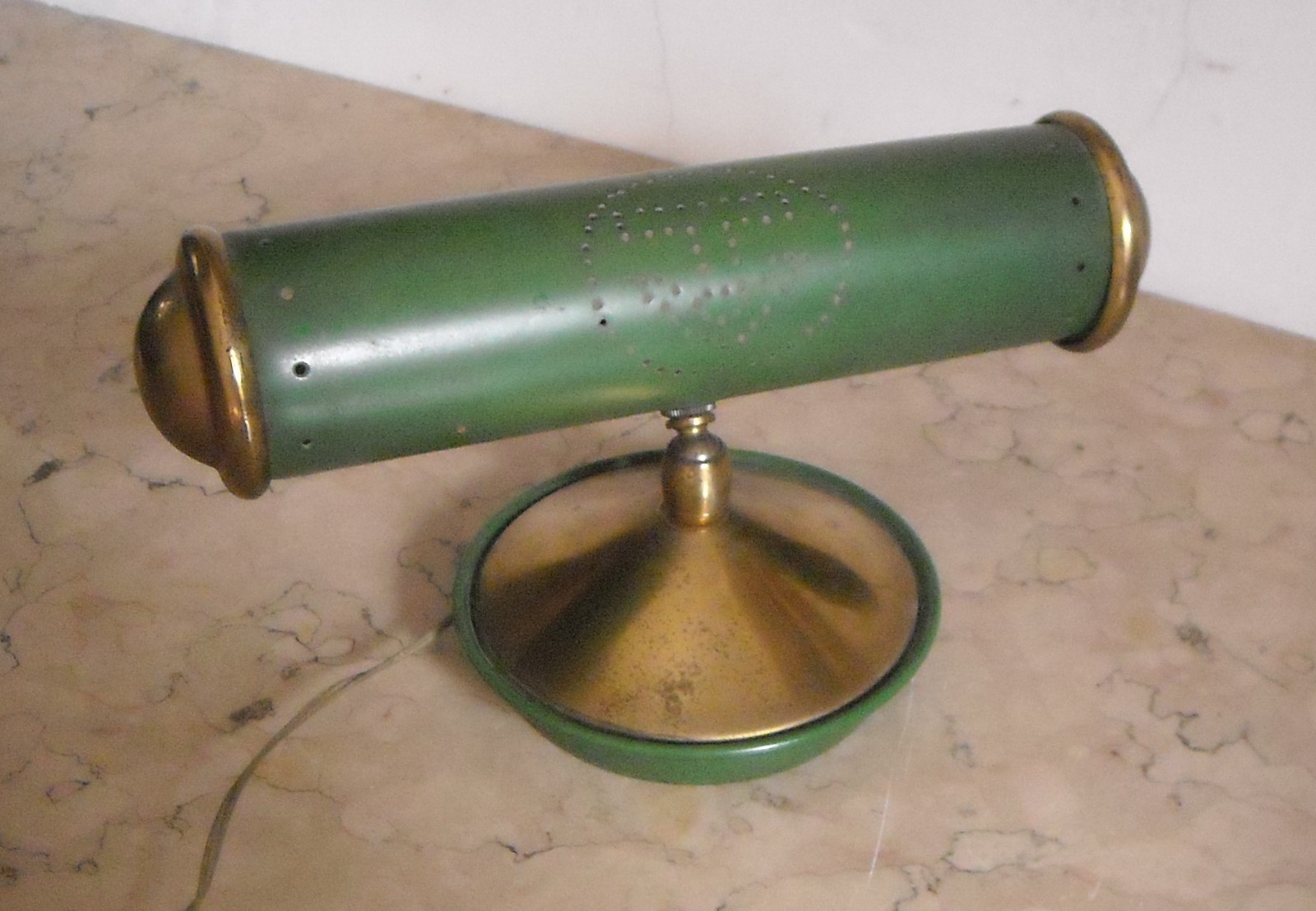 Lampada Da Tavolo Per Televisione Stile Stilnovo O Arteluce