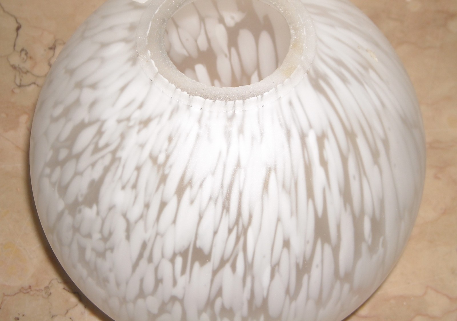 Coppa Per Lampada O Lampadario d'Epoca In Vetro Globulare