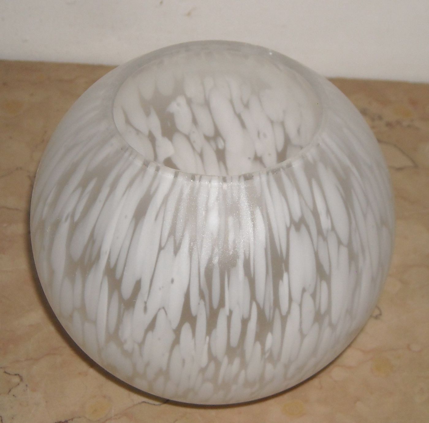 Coppa Per Lampada O Lampadario d'Epoca In Vetro Globulare