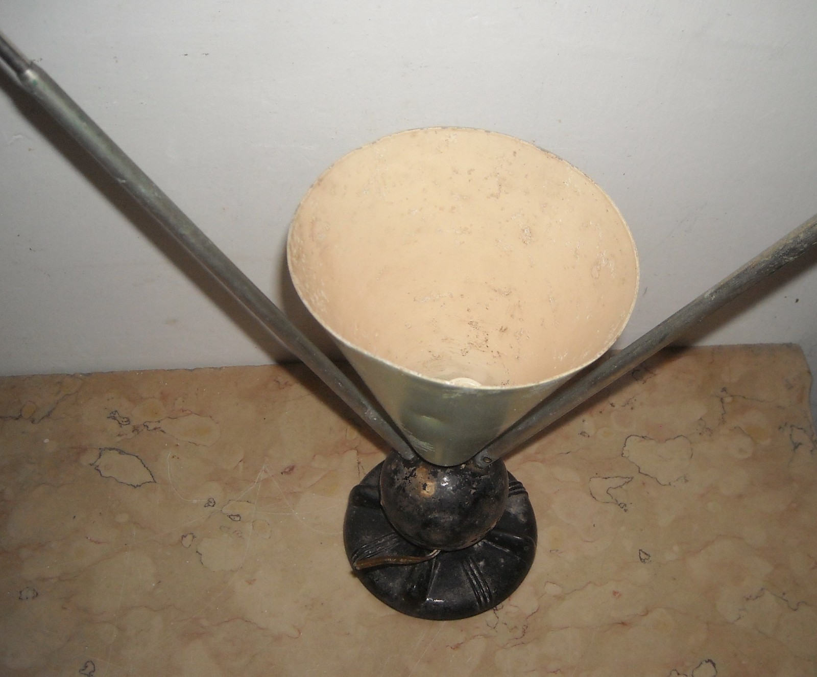 Lampada Da Tavolo Con Antenne Radio TV d'Epoca