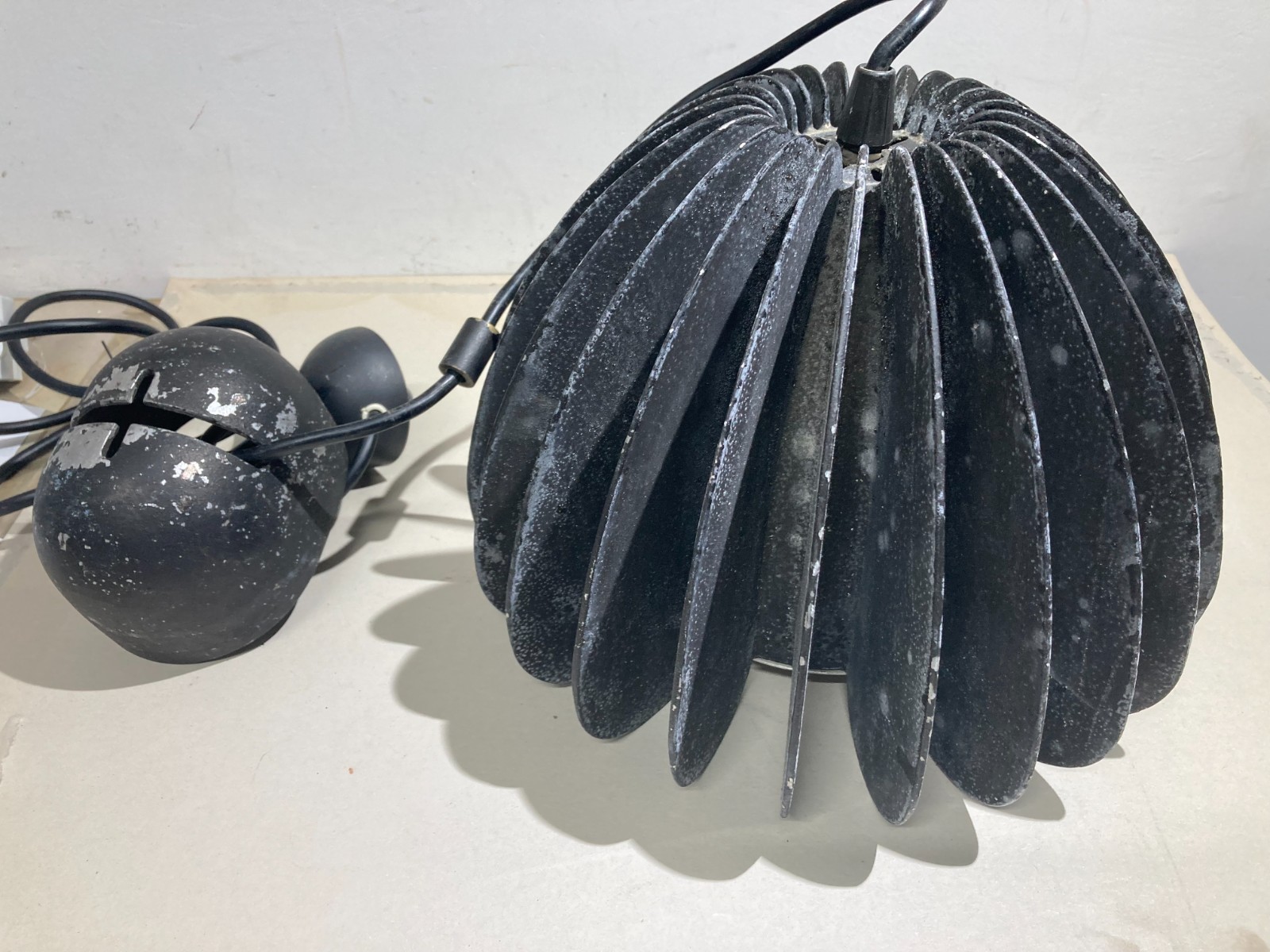 Modernariato Design: Lampada A Sospensione Mariposa Di Gigi E Pepe Tanzi Per Dalca, Anni '70