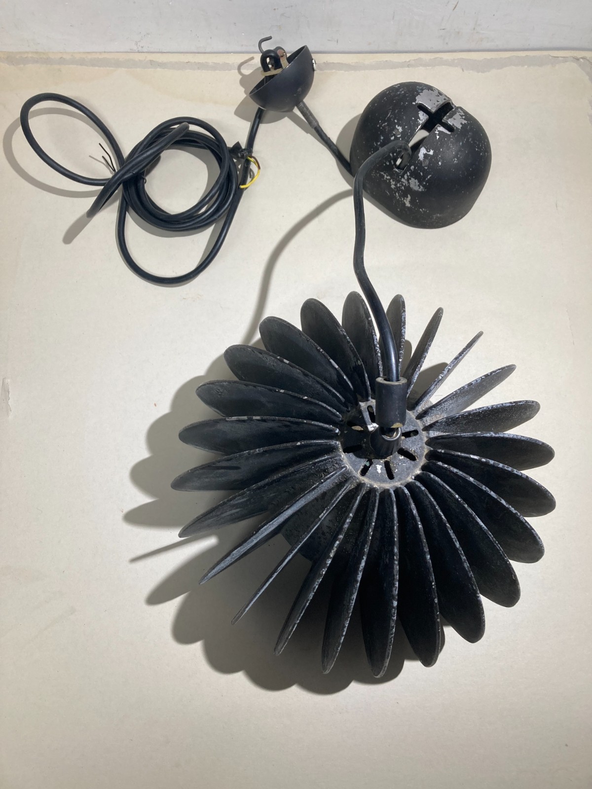 Modernariato Design: Lampada A Sospensione Mariposa Di Gigi E Pepe Tanzi Per Dalca, Anni '70