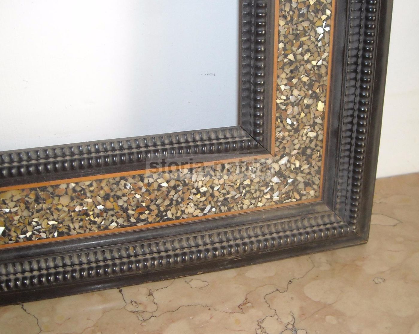 Cornice Antica In Legno Massello Con Intarsi E Madreperla, Fine XIX Secolo