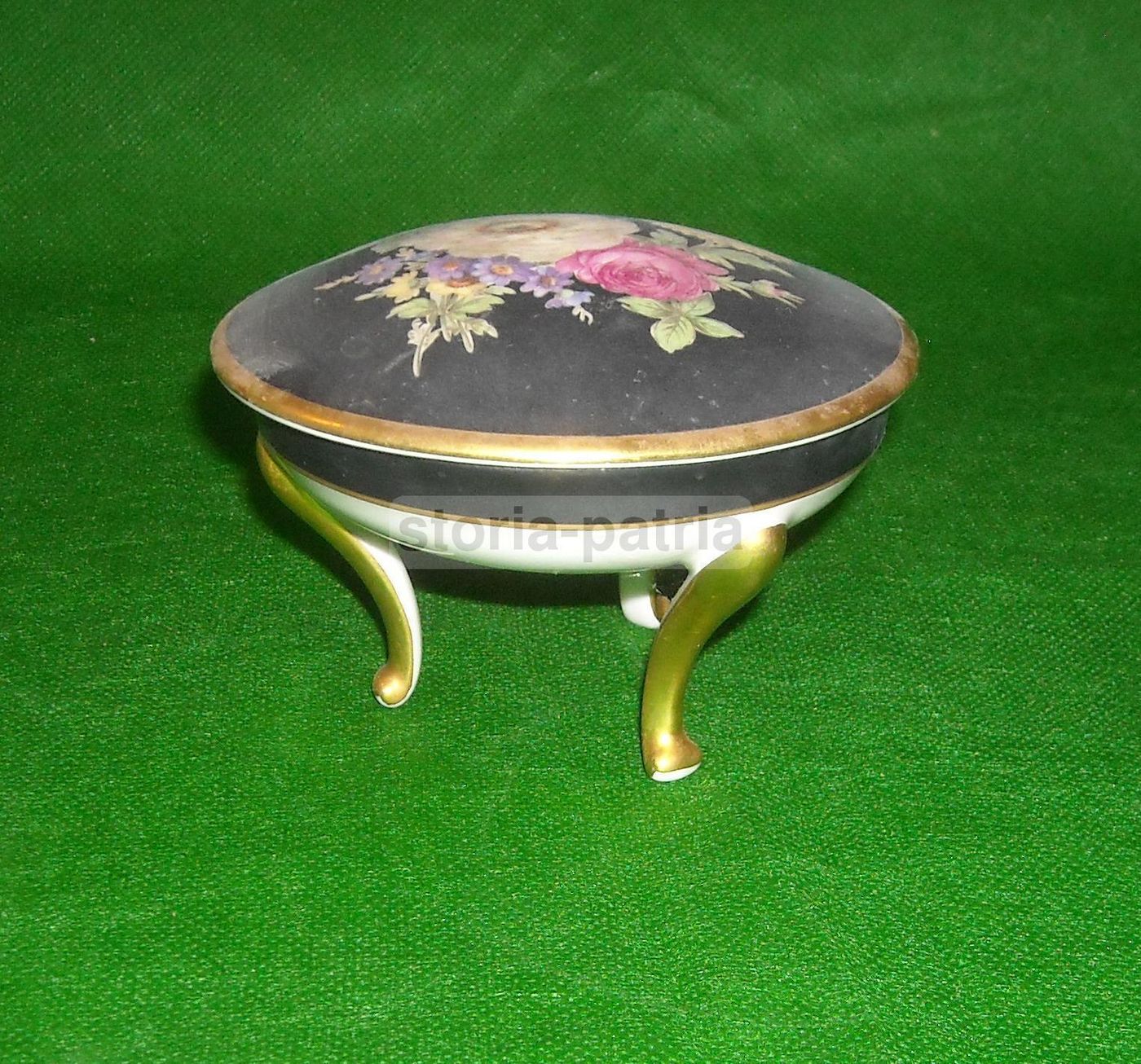 Cofanetto In Porcellana Bavaria Con Decoro Floreale Dipinto A Mano, Anni '30 '50