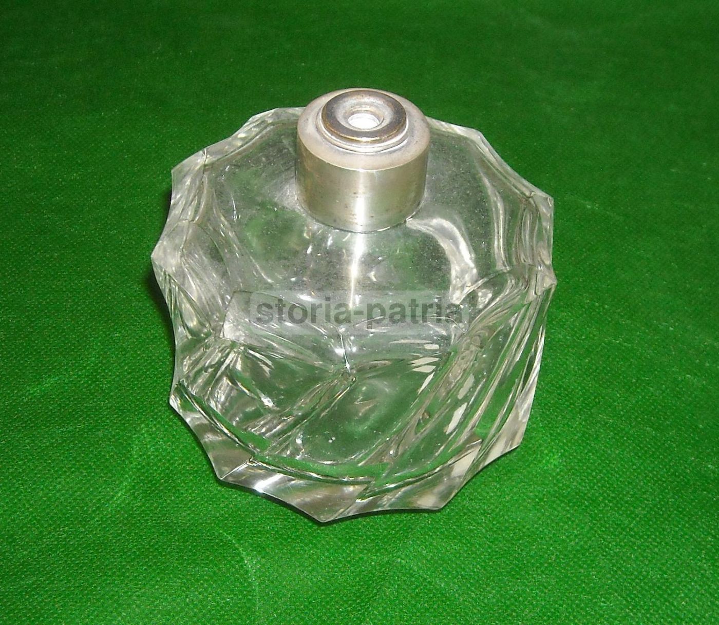 Soprammobile In Vetro Decorativo, Porta Profumo Con Montatura In Argento