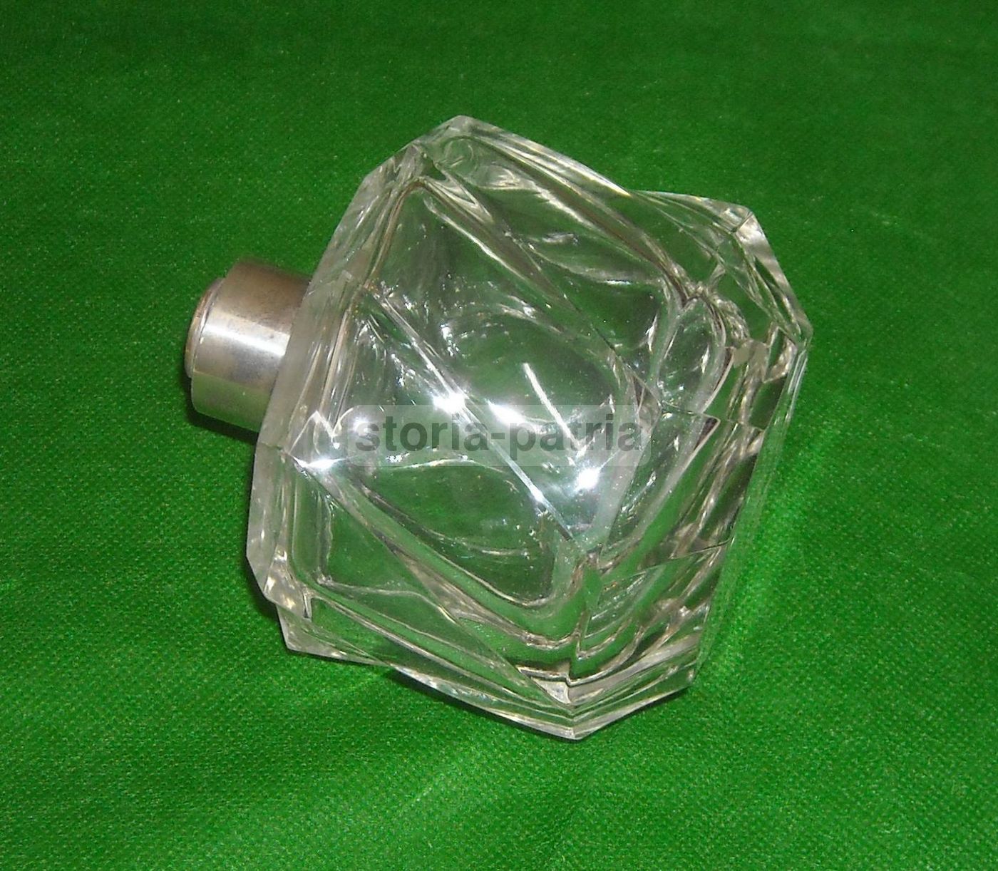 Soprammobile In Vetro Decorativo, Porta Profumo Con Montatura In Argento