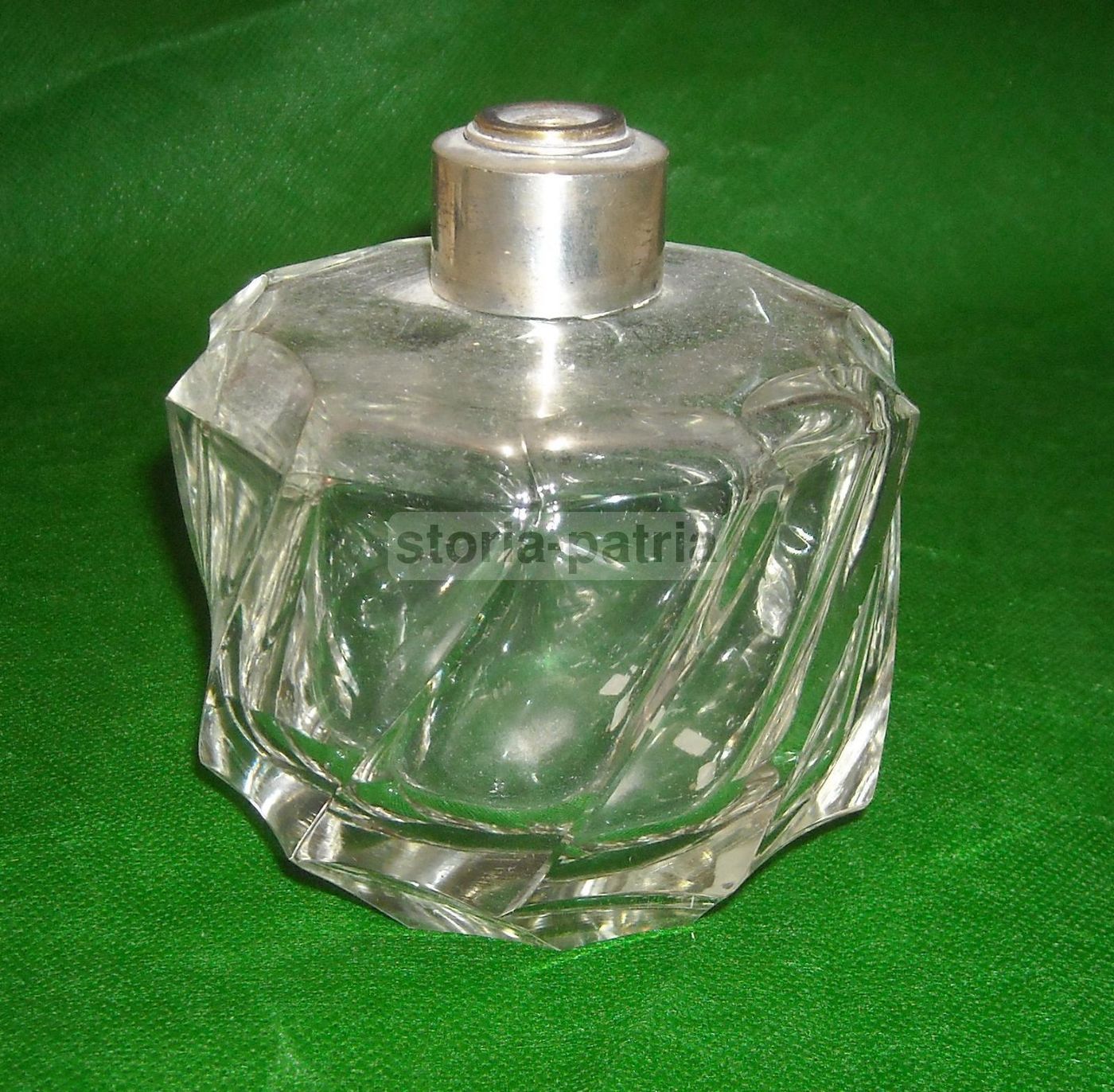 Soprammobile In Vetro Decorativo, Porta Profumo Con Montatura In Argento