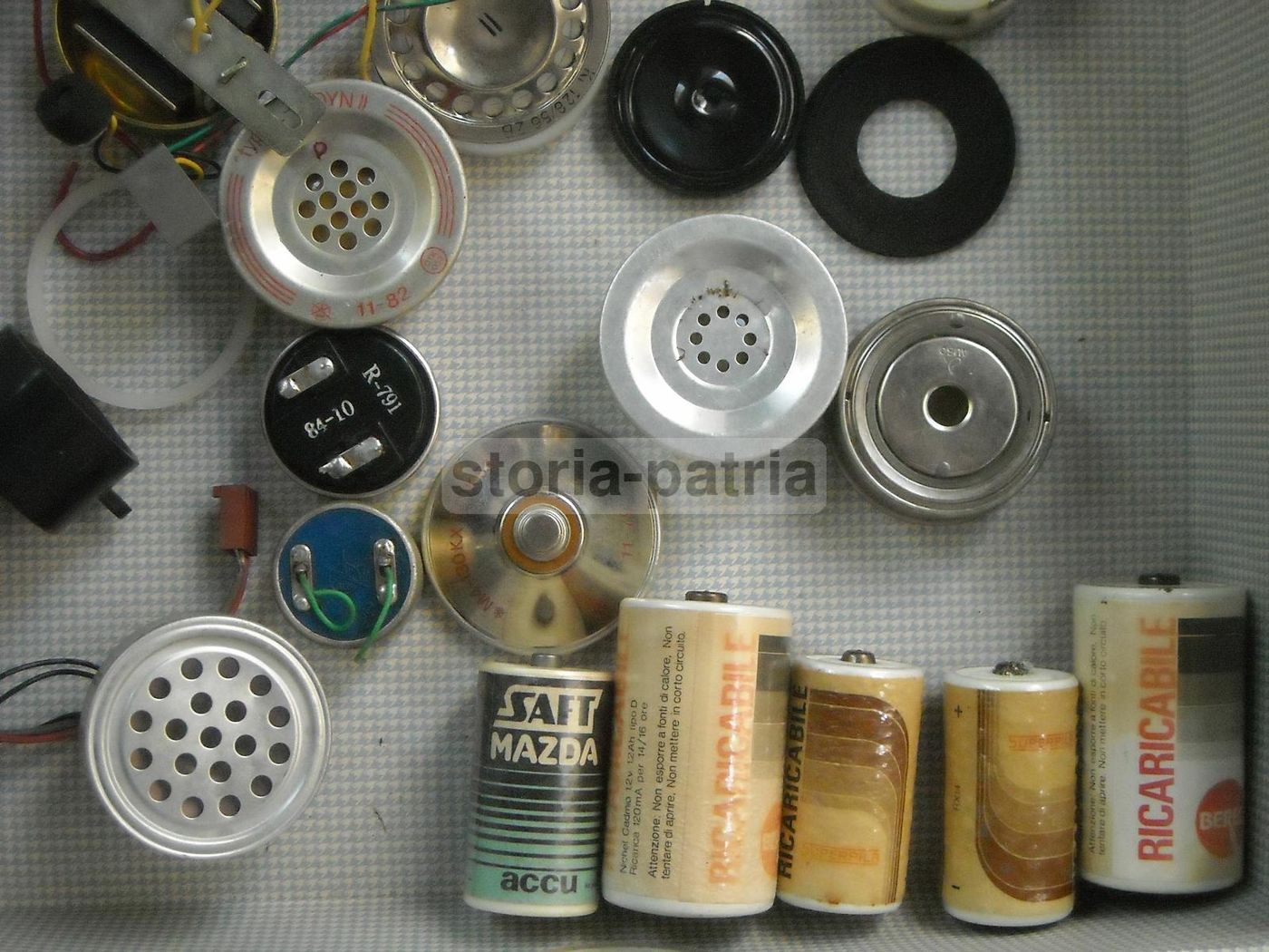 Componenti Elettronici d'Epoca, Radio E Batterie Vintage Da Collezione