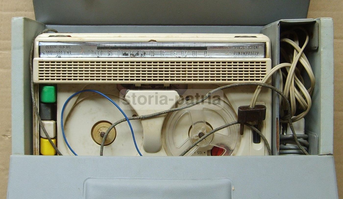 Registratore Geloso G.257 Vintage Anni '60 Con Microfono E Valigetta