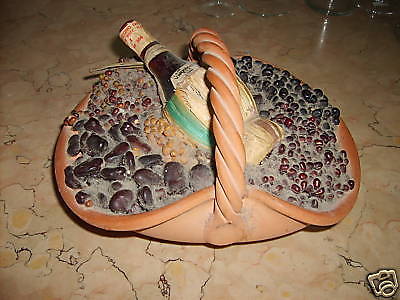 Cestino In Terracotta Con Bottiglia Di Vino Valpolicella DOC Anni '60