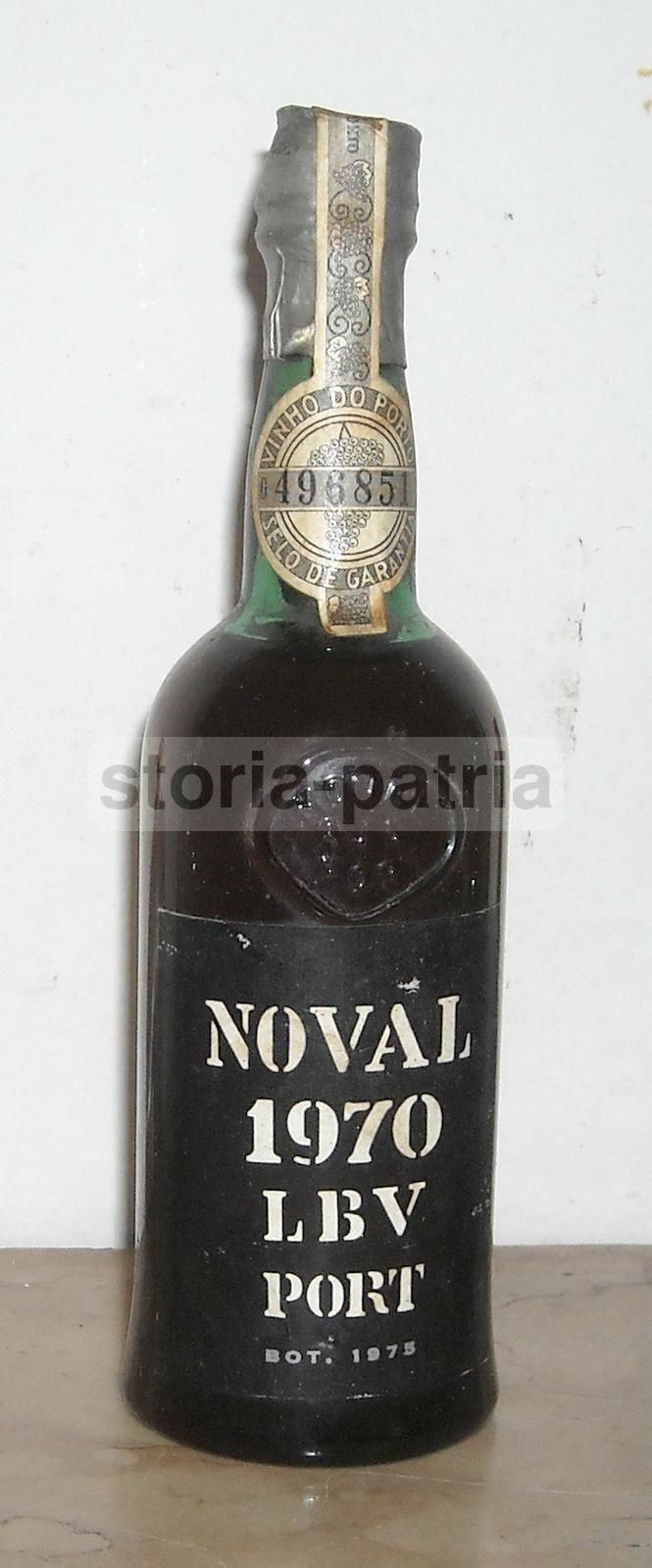 Bottiglia Vino Porto Noval LBV 1970 Mignon Vintage Canelli