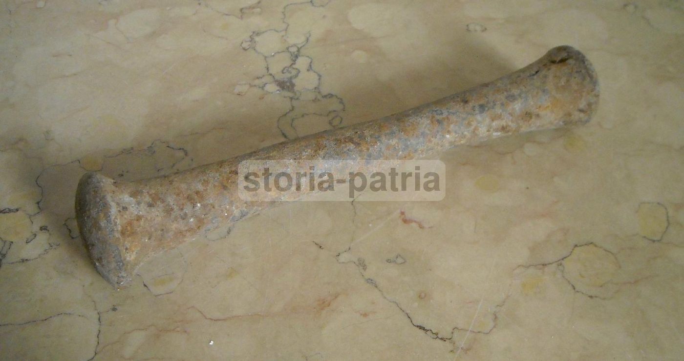 Antico Pestello In Ferro Battuto Del 1800 Da Farmacia Erboristeria