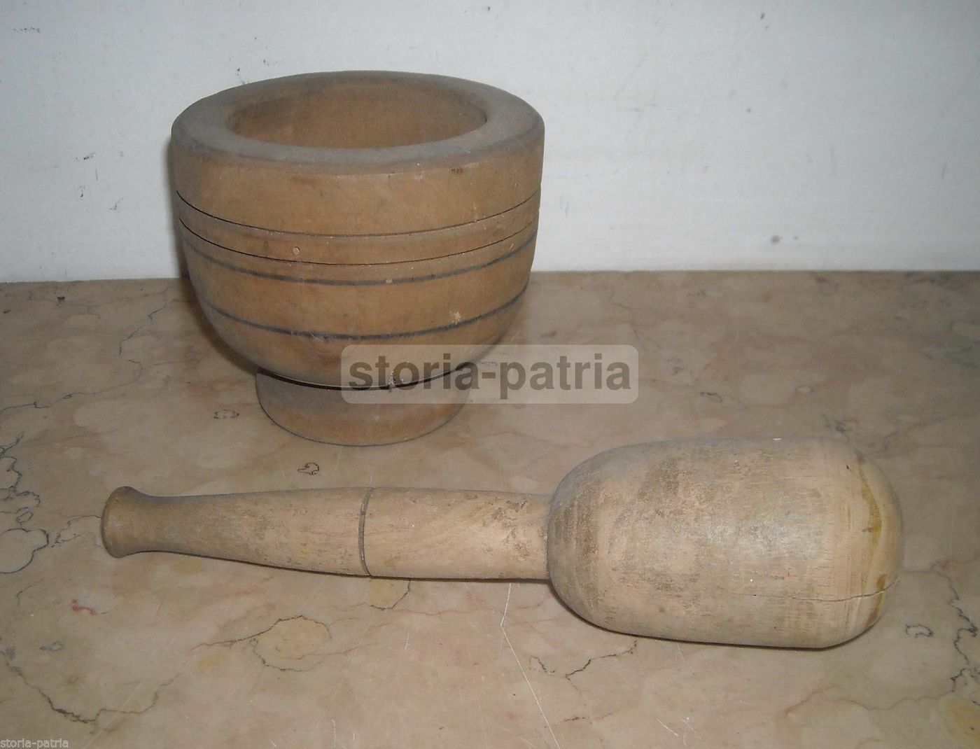 Antico Mortaio In Legno Con Pestello, Primo '900