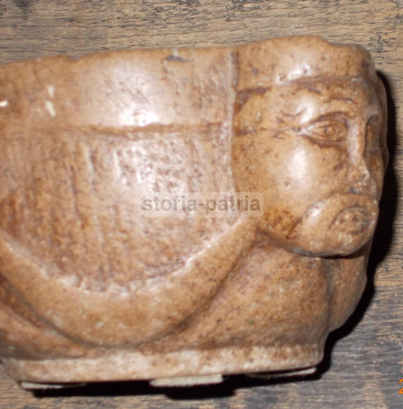 Antico Mortaio In Pietra Decorata A Rilievo